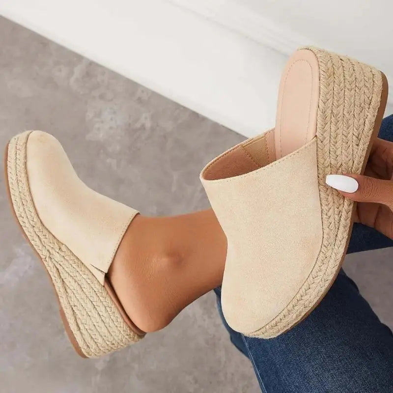 Mules Compensées Femme en Daim – Semelle Espadrille, Facile à Enfiler-83367-09ffe51c-1795-4c33-8e5d-de594554b2df