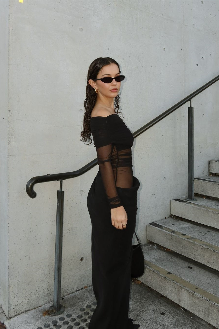 Robe Longue Drapée Épaules Nues Découpes Modernes-Dresses-Marais Paris-Marais Paris