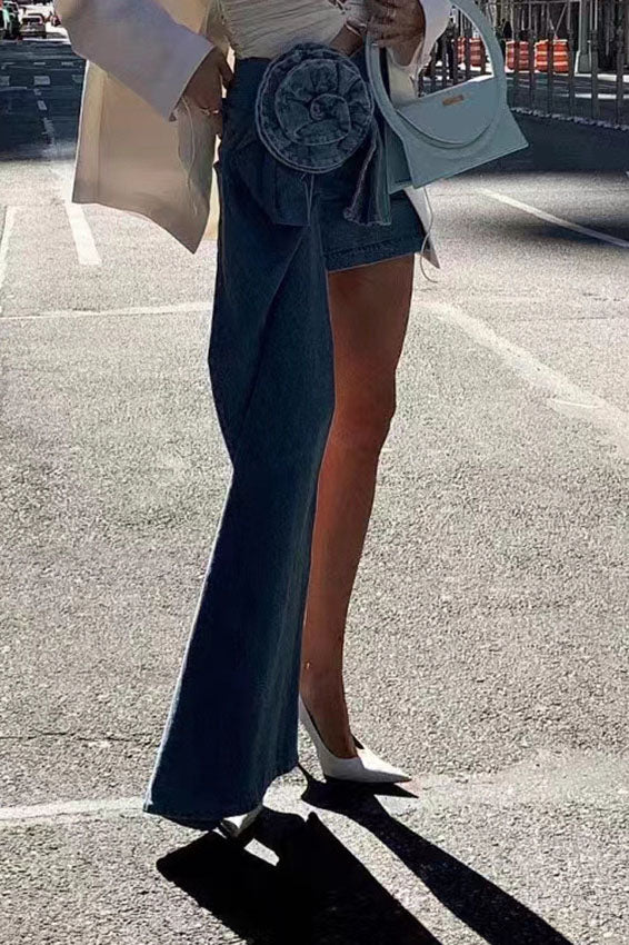 Jupe Denim Asymétrique avec Fleur Sculptée - Mini Jupe Avant-Garde-Mini Skirt-Marais Paris-Marais Paris