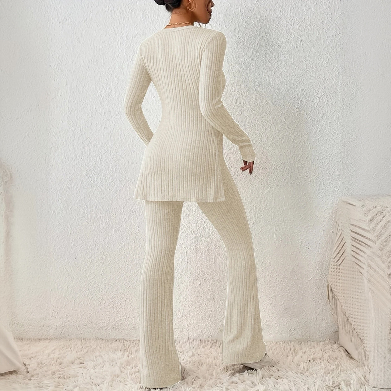 Ensemble Actif Élégant - Haut à Manches Longues et Pantalon Évasé-Marais Paris-Marais Paris