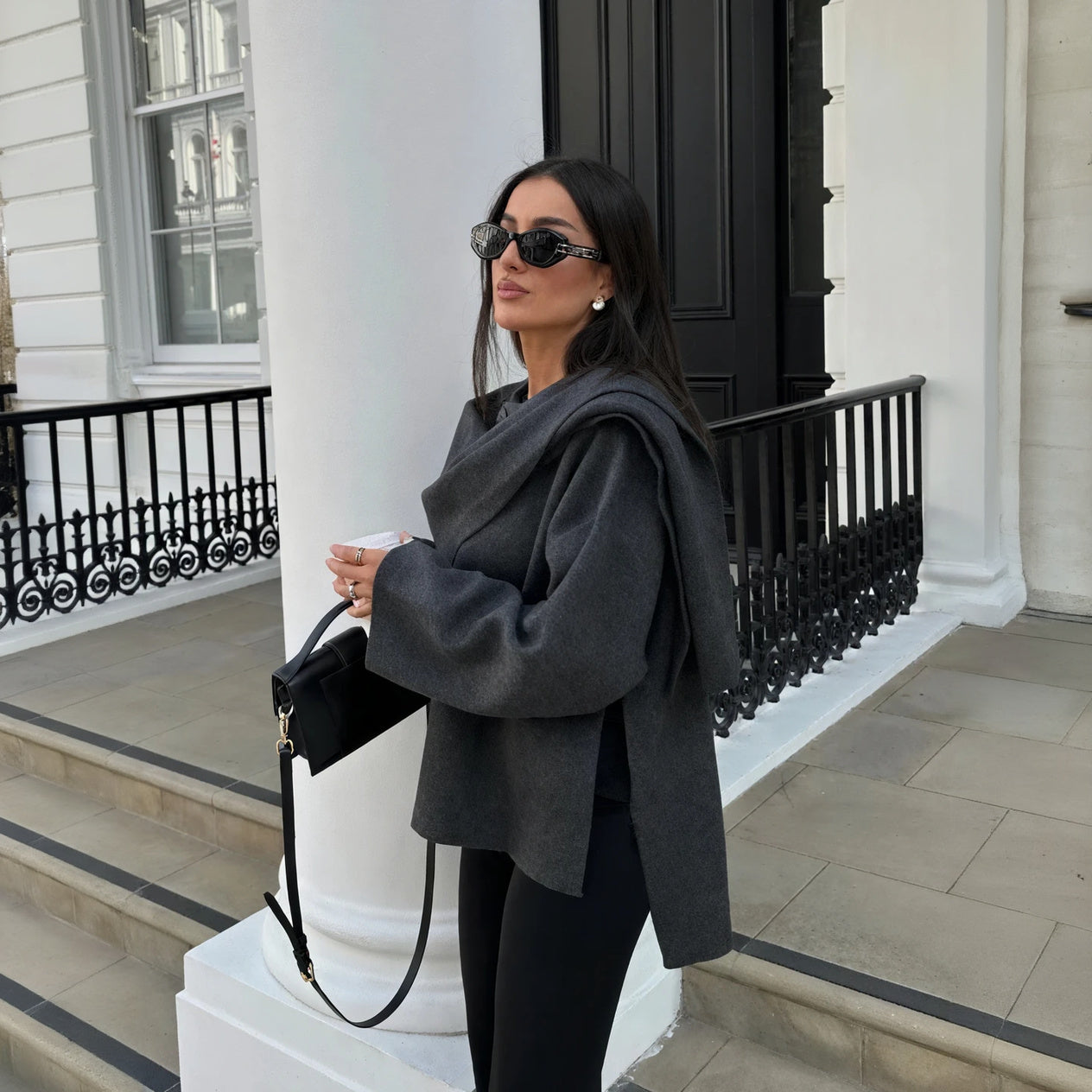 Manteau Enveloppant Femme – Coupe Structurée, Col Châle Drapé-Jackets-Marais Paris-Gris-S-Marais Paris