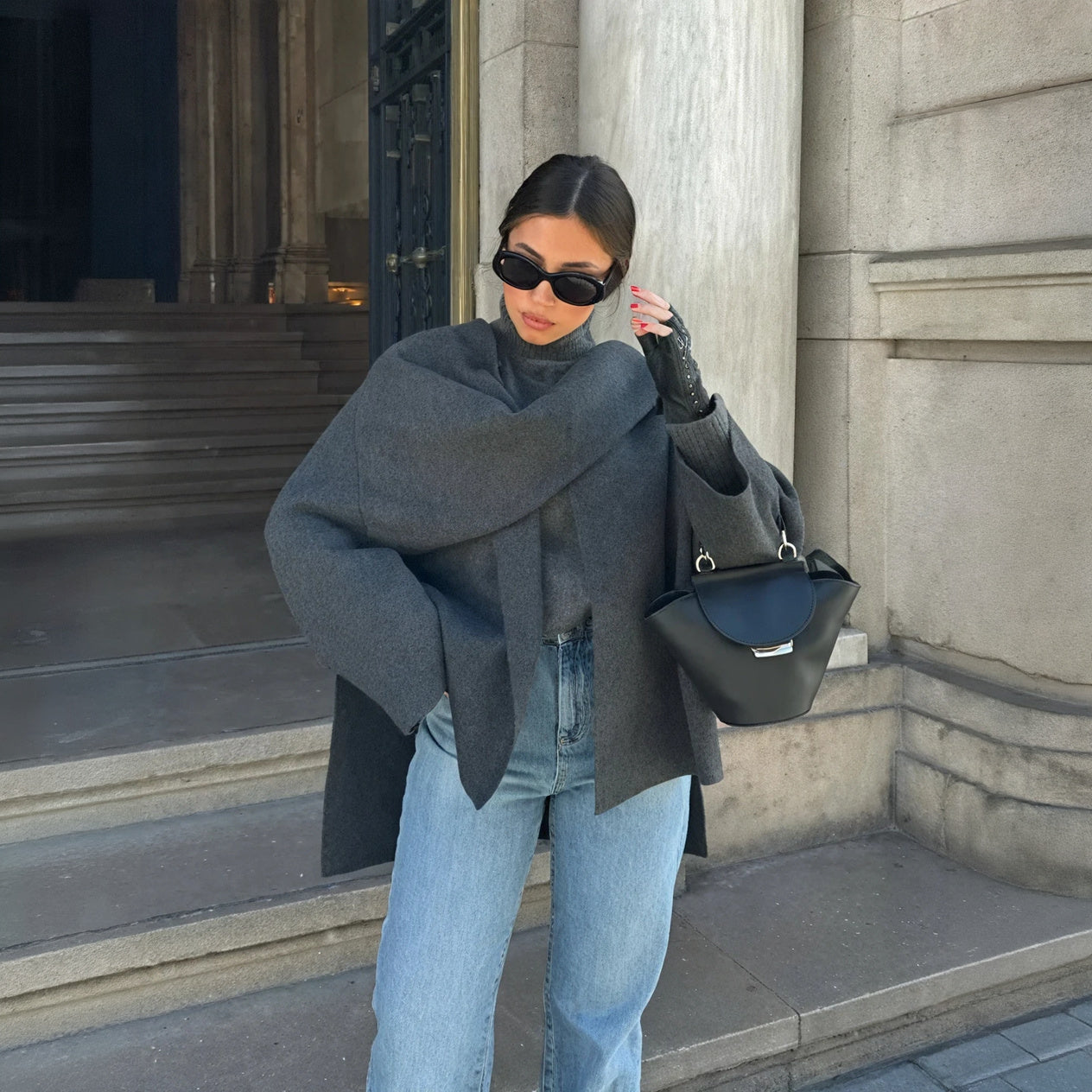 Manteau Enveloppant Femme – Coupe Structurée, Col Châle Drapé-Jackets-Marais Paris-Marais Paris