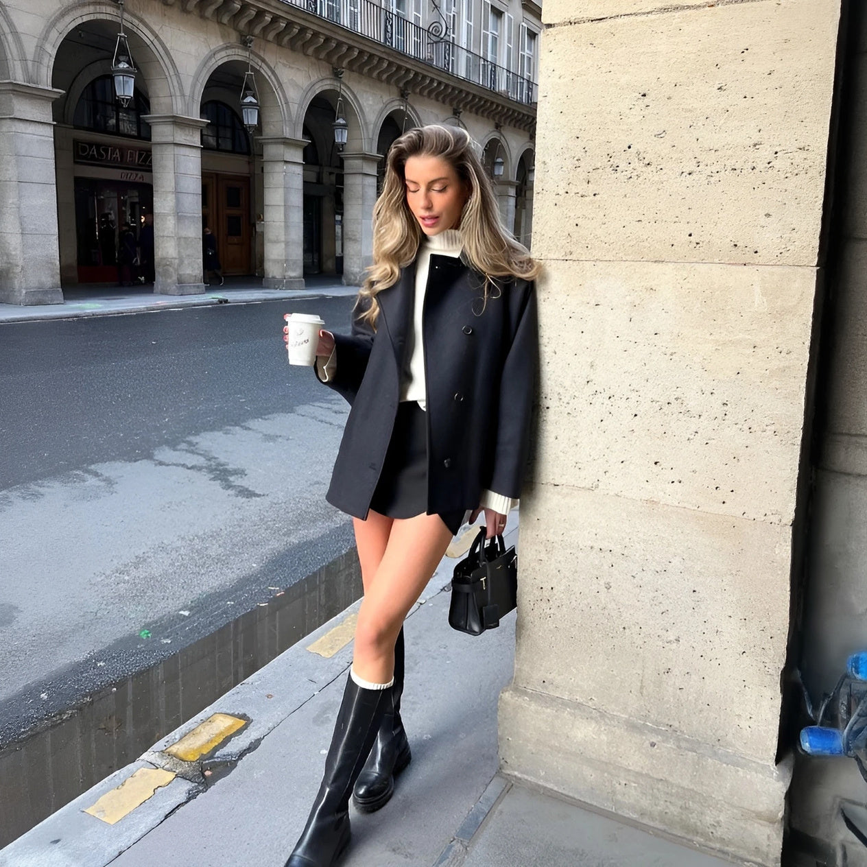 Manteau Élégant et Minimaliste pour Femmes - Style Sophistiqué-Jackets-Marais Paris-Marais Paris