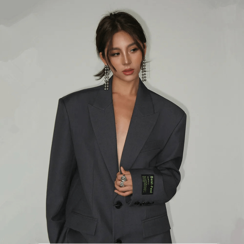 Blazer Oversize Chic et Moderne - Décolleté en V-Women Jackets-Marais Paris-Marais Paris