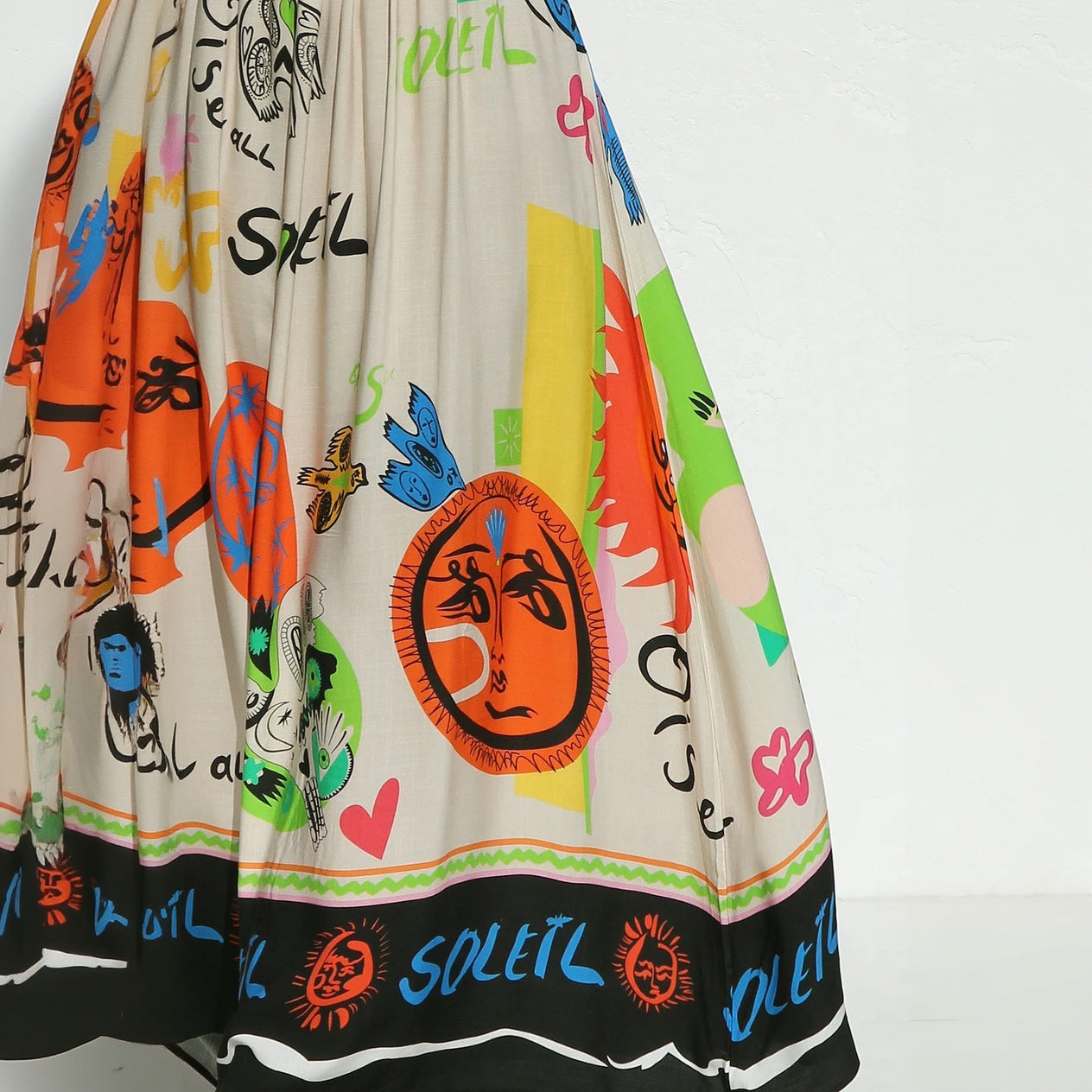 Robe Longue Bohème Imprimée - Bretelles Spaghetti, Motifs Colorés-Dresses-Marais Paris-Marais Paris