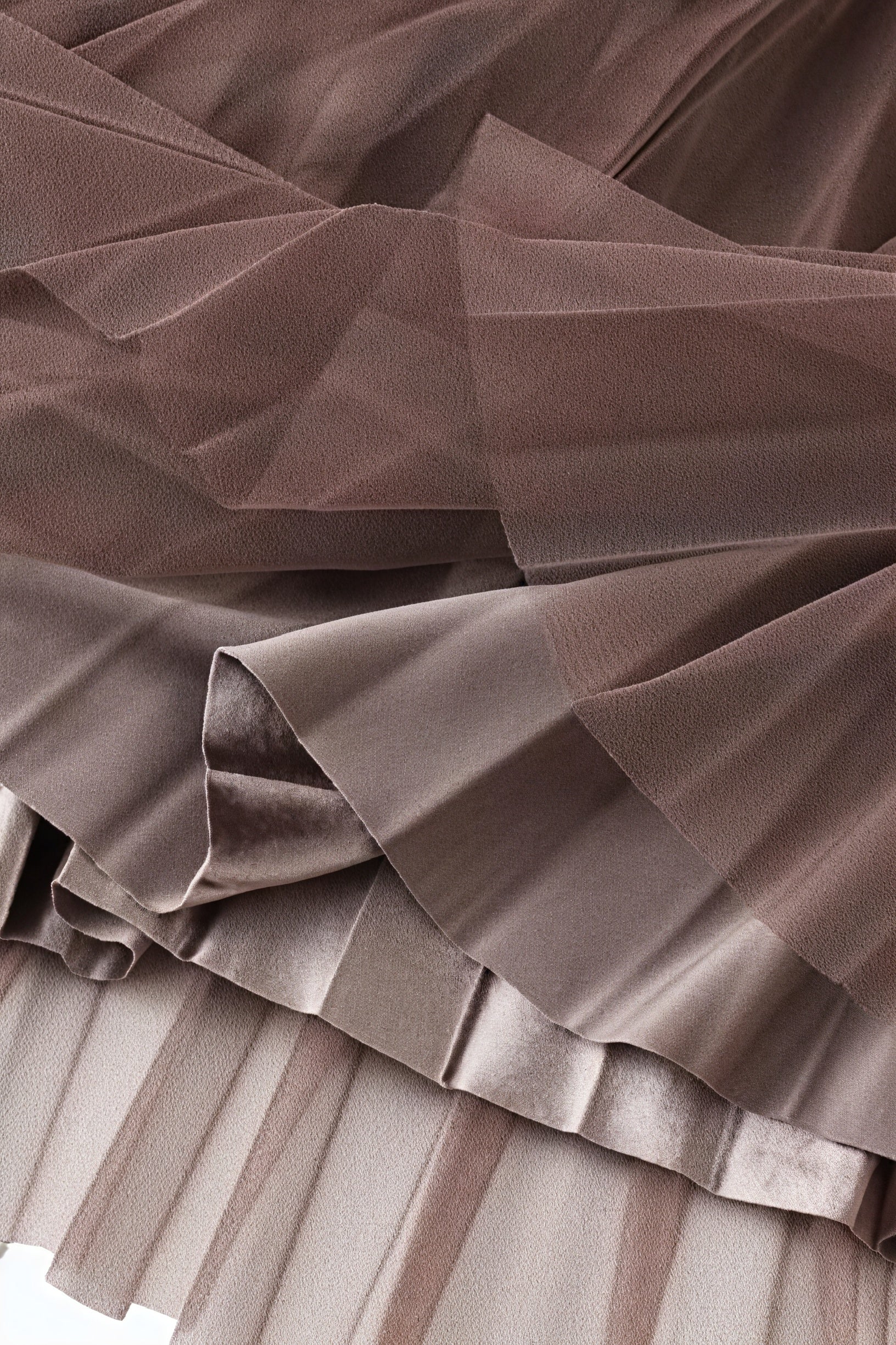 Jupe Midi Plissée - Taille Élastique, Coupe A-Line, Longueur Midi-Skirts-Marais Paris-Marais Paris