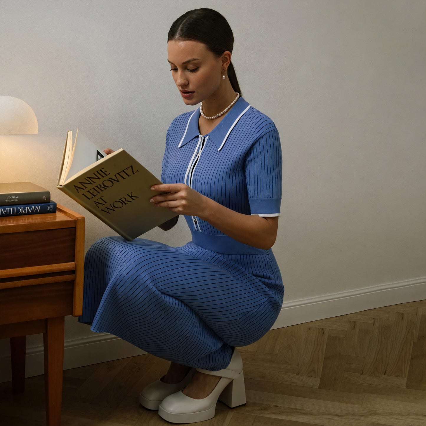 Robe Midi Coupe Ajustée Détails Boutons Dorés-Marais Paris-Marais Paris