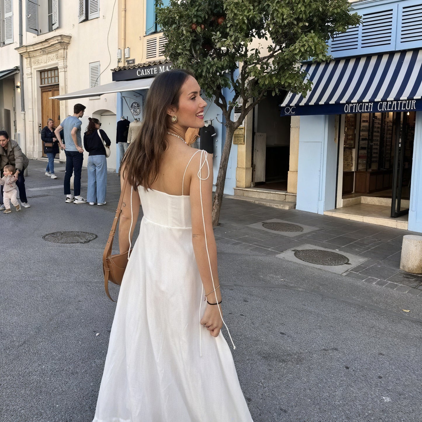 Marais Paris Robe Femme Blanche – Bustier, Bretelles Fines, Jupe Volants-81821-134207f2-3bc8-4036-958d-1c7aac55db9b