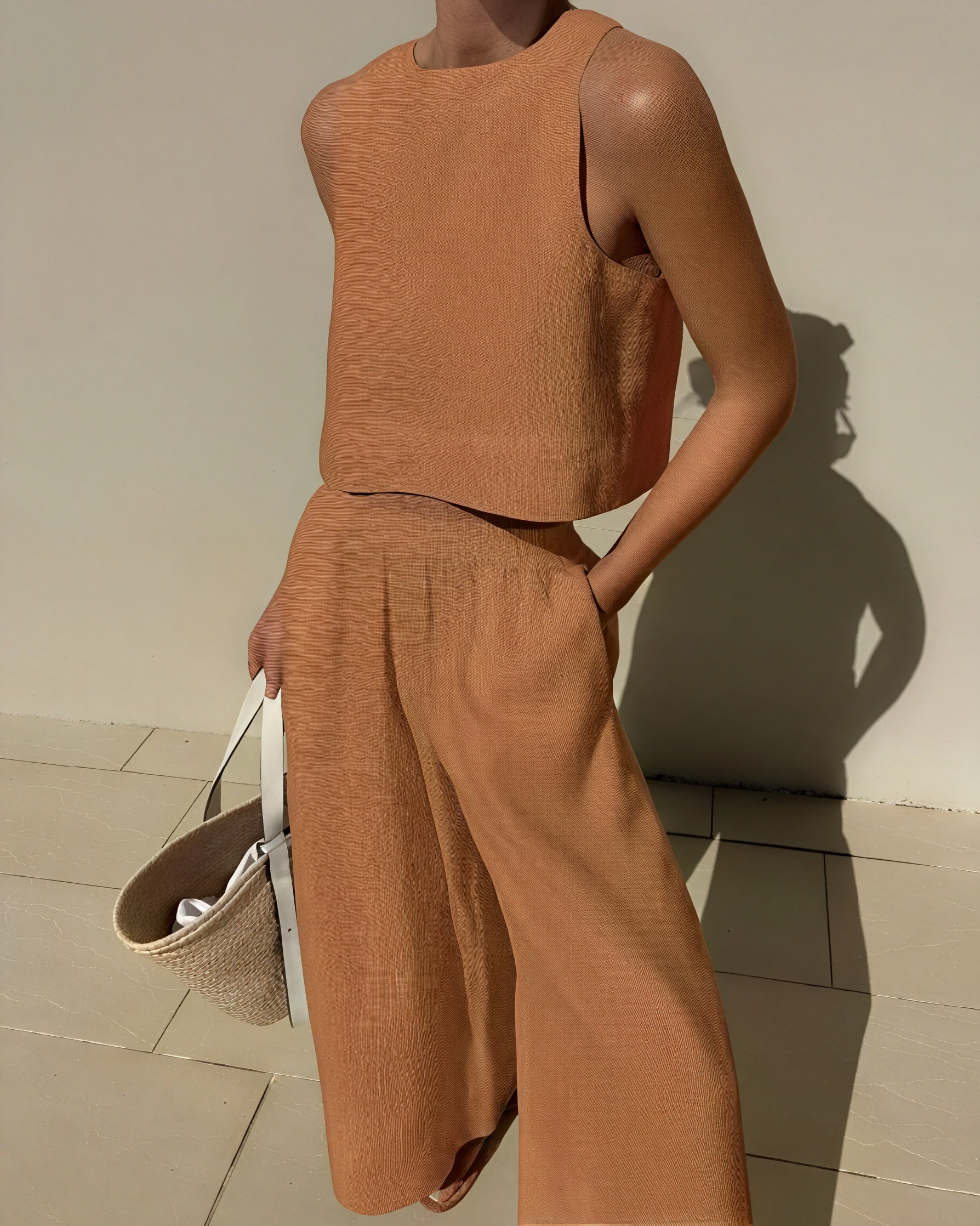 Top & Pantalon Ensemble - Chic, Confortable, Minimaliste-Pants-Marais Paris-Marron-S-Marais Paris