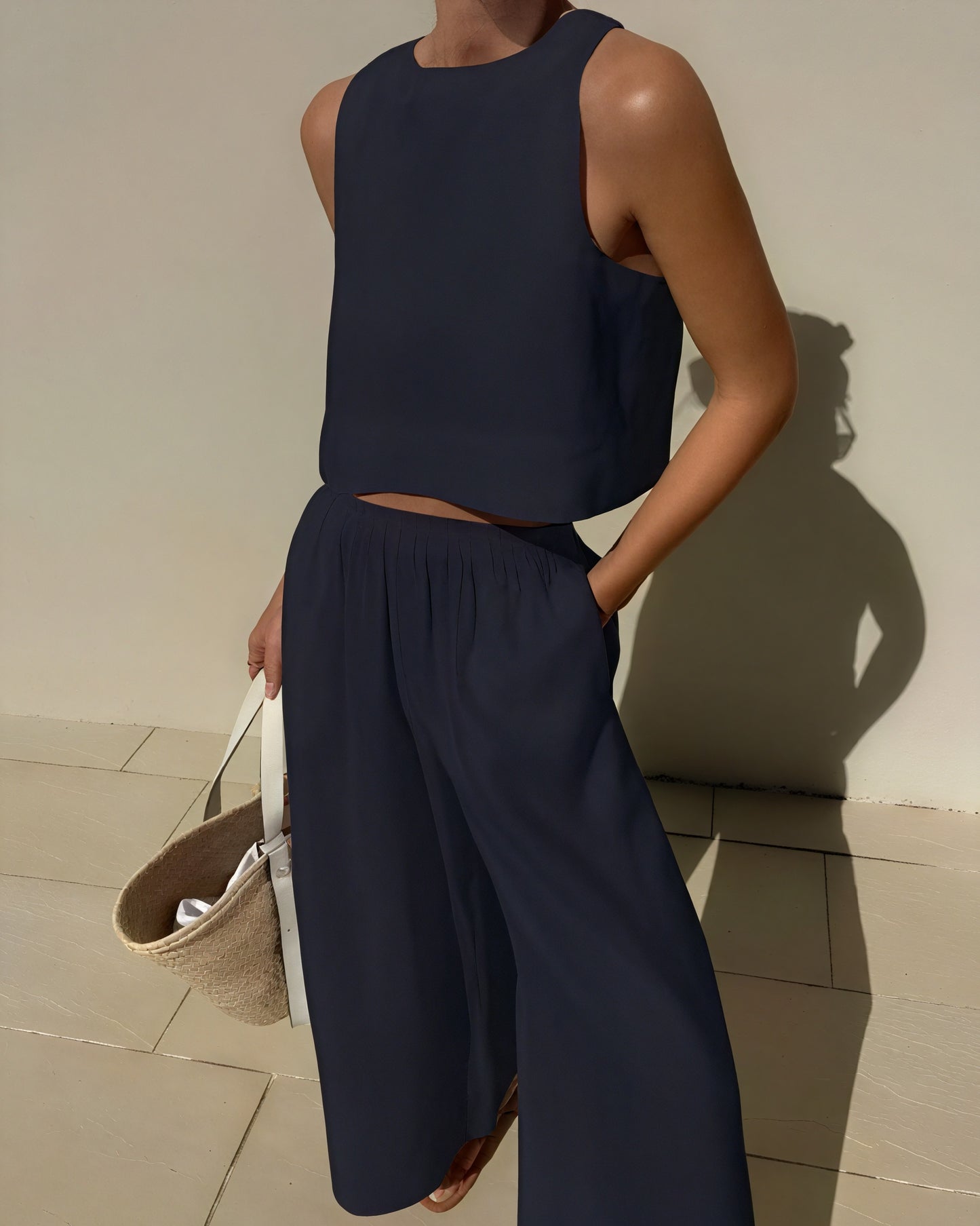 Top & Pantalon Ensemble - Chic, Confortable, Minimaliste-Pants-Marais Paris-Bleu Foncé-S-Marais Paris