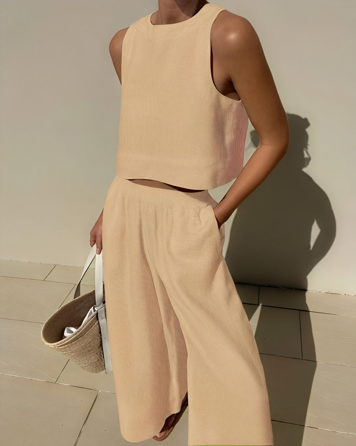 Top & Pantalon Ensemble - Chic, Confortable, Minimaliste-Pants-Marais Paris-Beige-S-Marais Paris