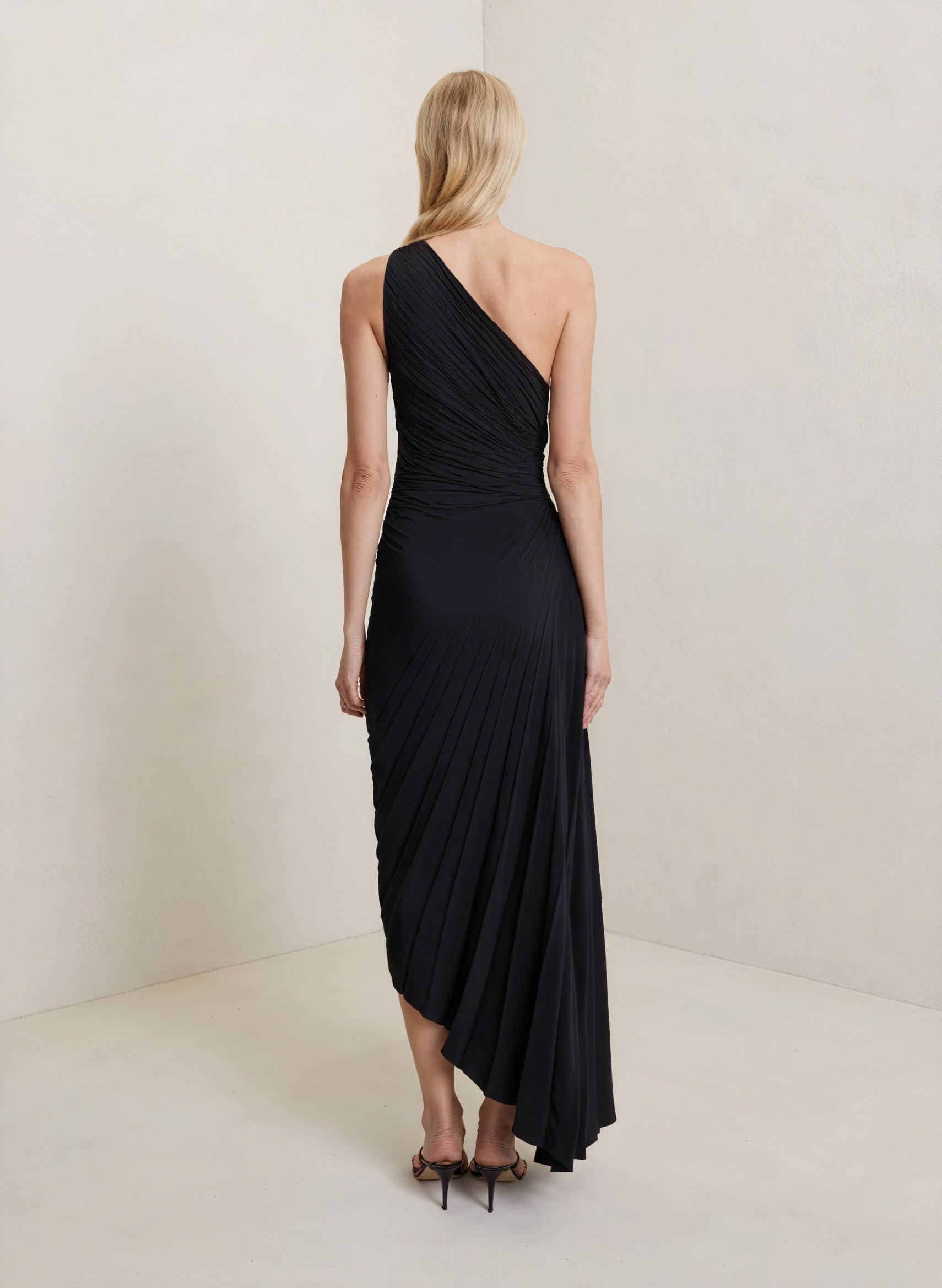 Robe Femme Plissée Épaule Unique Ourlet Asymétrique – Élégante-83236-9623e261-924c-416f-9ff4-4aa2dcde91a6