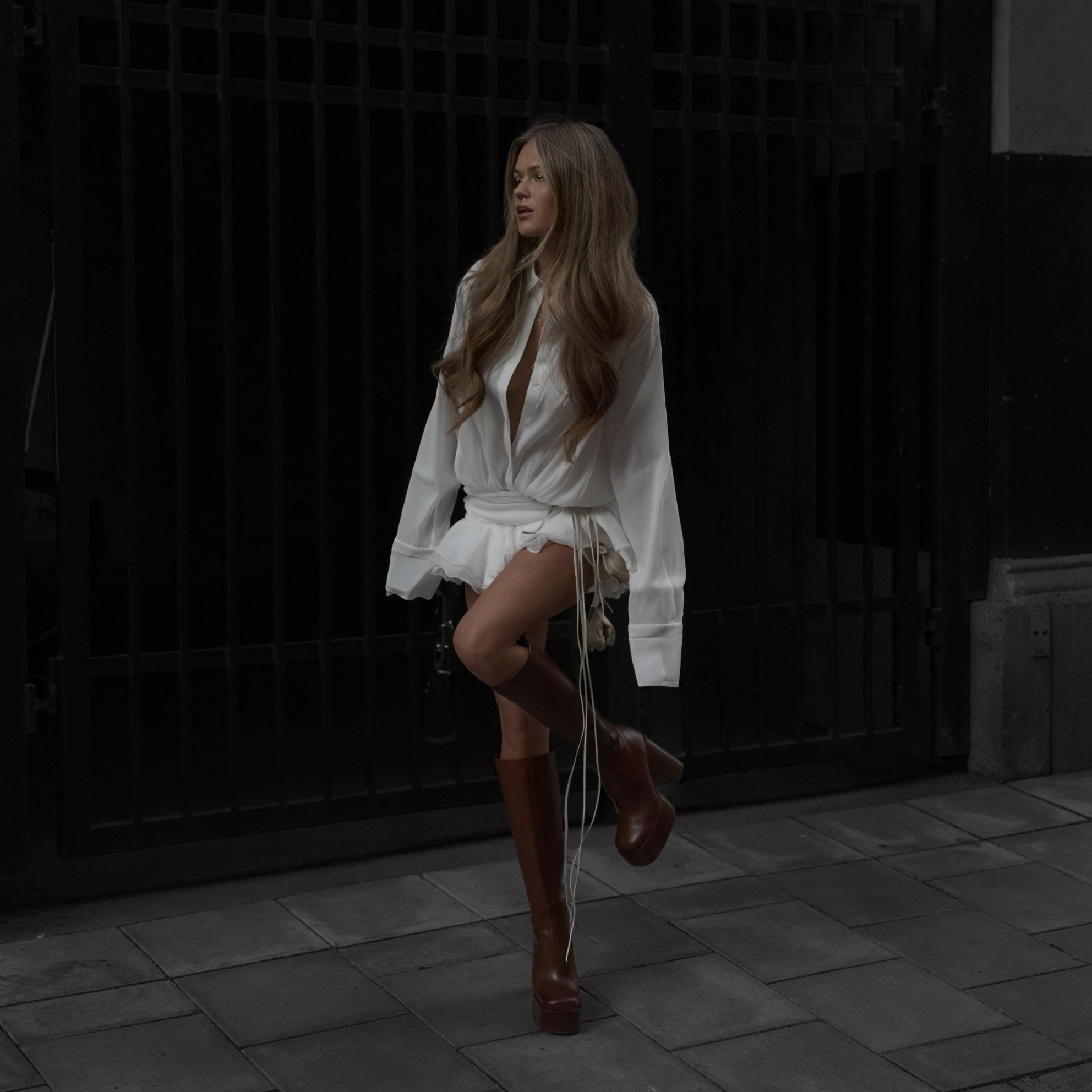 Robe Chemisier Blanche Femme – Manches Longues, Boutonnée, Élégante-83661-7618abd9-a467-414f-b924-28a429e8daaa