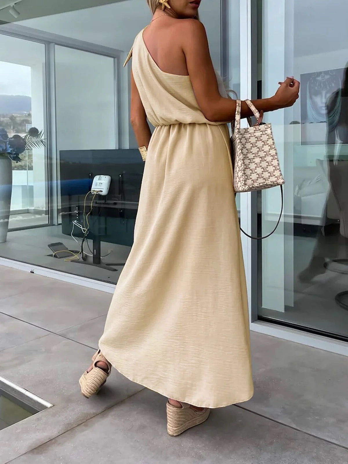 Robe Femme Épaule Unique Fente Latérale Ceinture Nouée Asymétrique Été-83342-8839f17e-0ff8-443f-9d9c-d30e02aead09