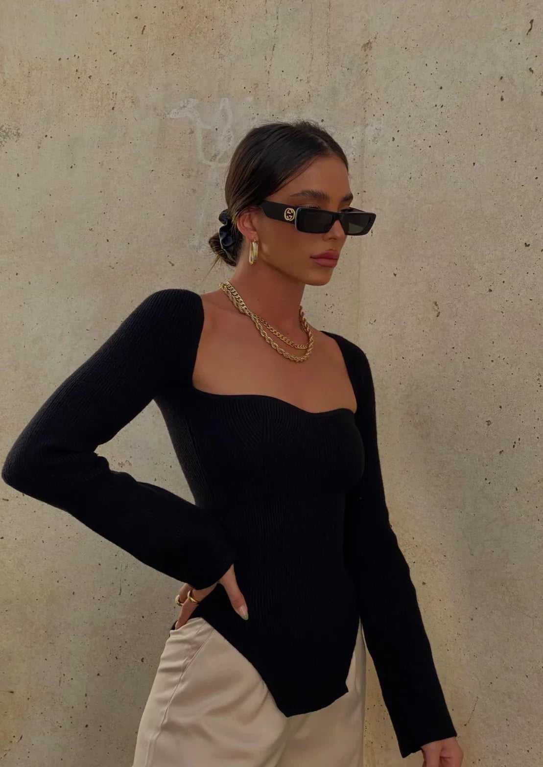 Haut Manches Longues Femme - Coupe Moderne, Encolure Carrée-Marais Paris-Noir-S-Marais Paris