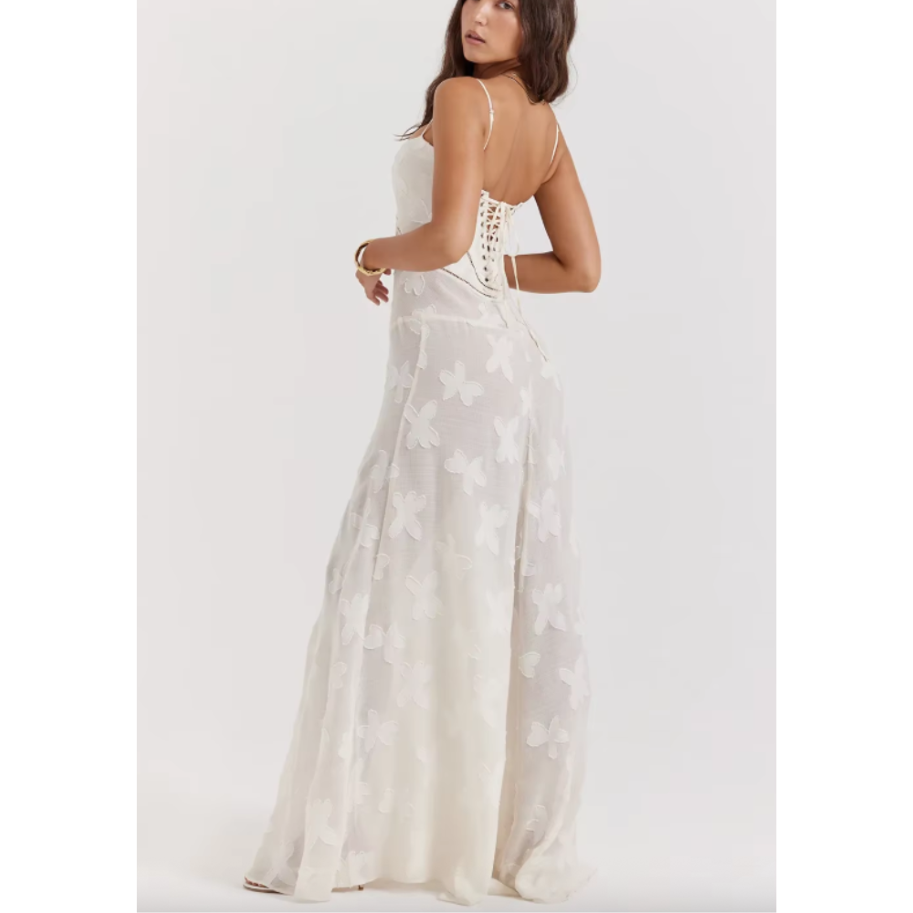 Robe Longue Silhouette Divine – Élégance Intemporelle