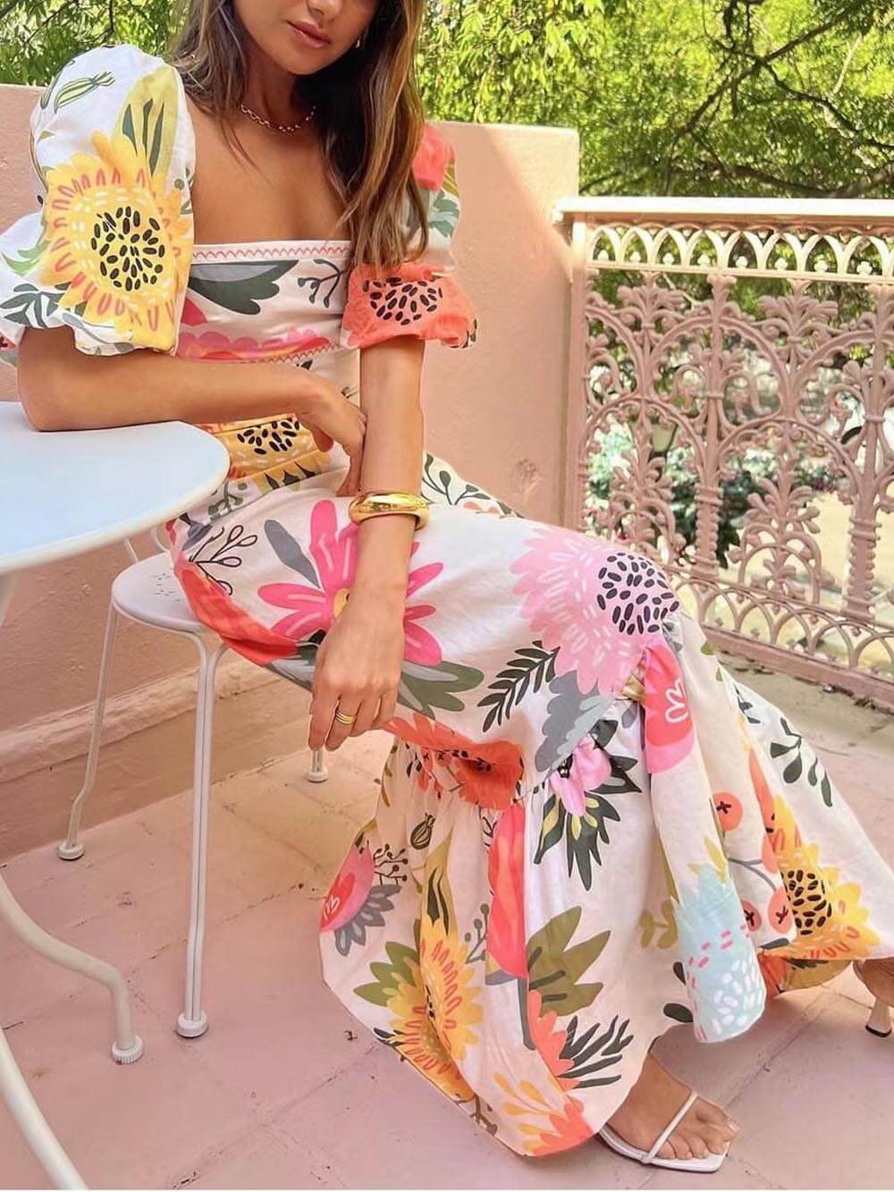 Robe Maxi Florale Bohème - Encolure Carrée, Manches Bouffantes-Dresses-Marais Paris-Marais Paris