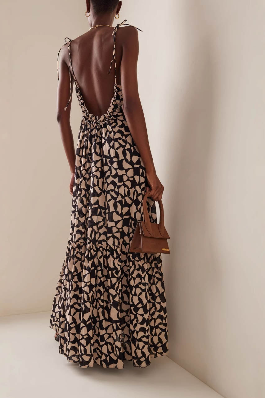 Robe Maxi Bohème Chic Géométrique - Halter, Jupe à Volants-Midi Dresses-Marais Paris-Marais Paris