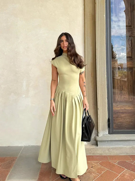Robe Plissée Asymétrique - Élégance Moderne, Coupe Flatteuse-single ad-Marais Paris-Vert-S-Marais Paris