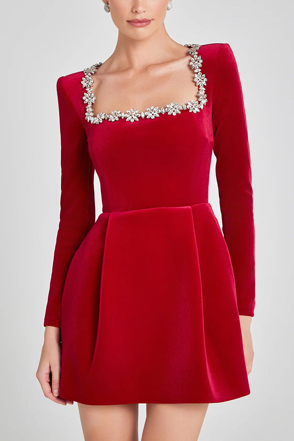 Robe Coupe A-Ligne, Encolure Carrée Ornée, Manches Longues-Mini Dress-Marais Paris-Rouge-S-Marais Paris