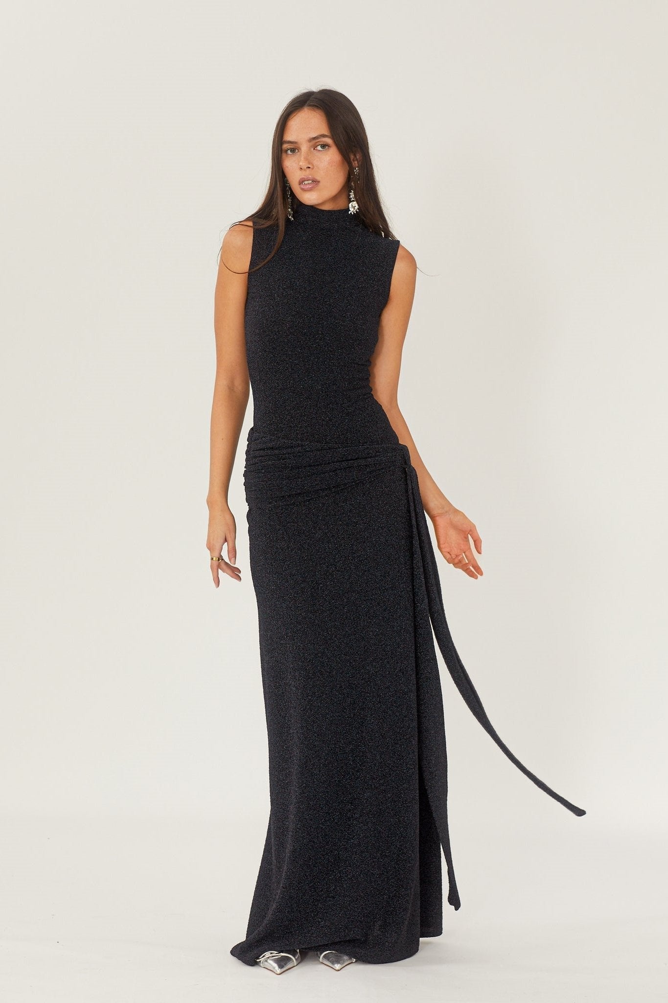 Robe Longue Élégante - Coupe Fluide, Ceinture à Nouer, Sans Manches-Dresses-Marais Paris-Marais Paris