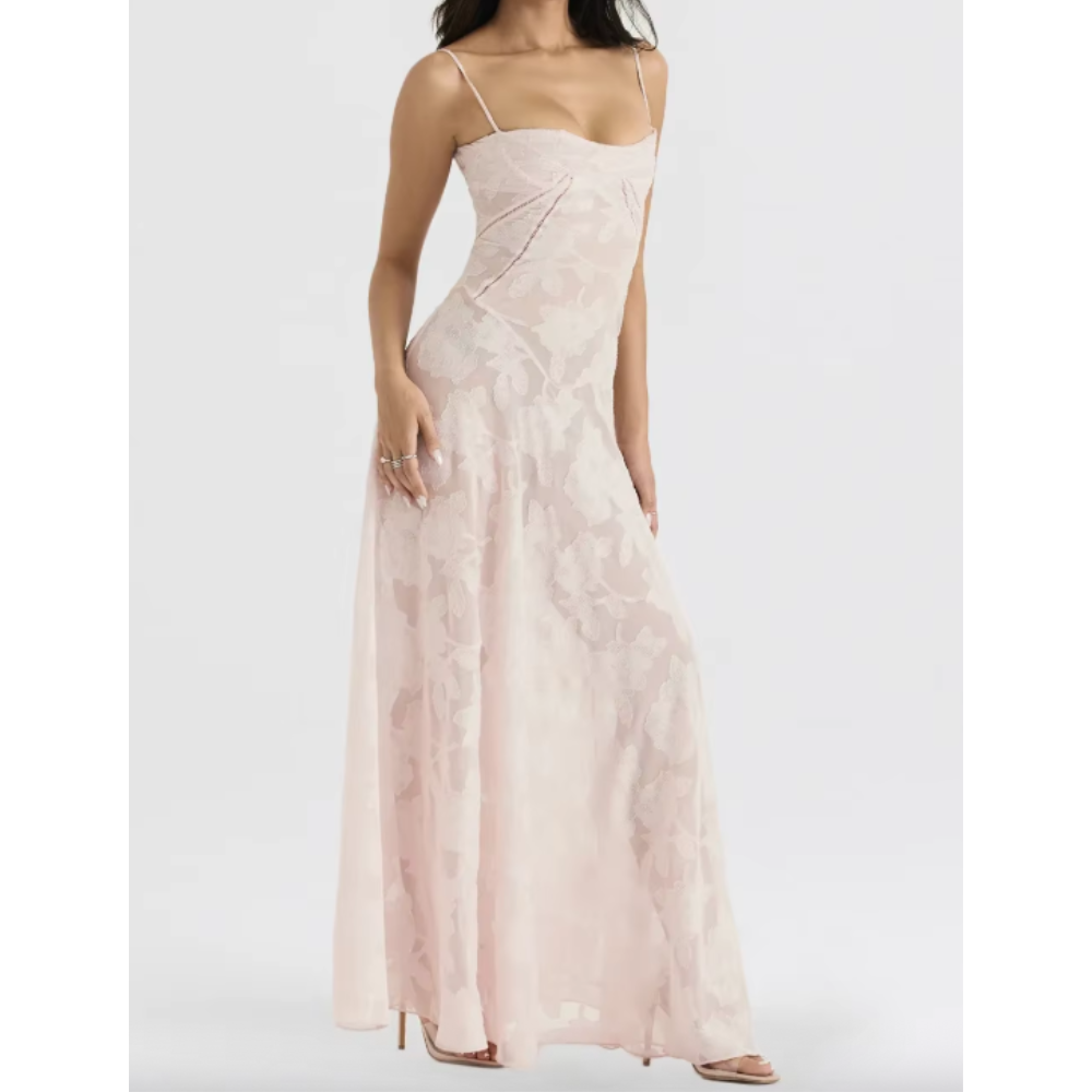 Robe Longue Silhouette Divine – Élégance Intemporelle