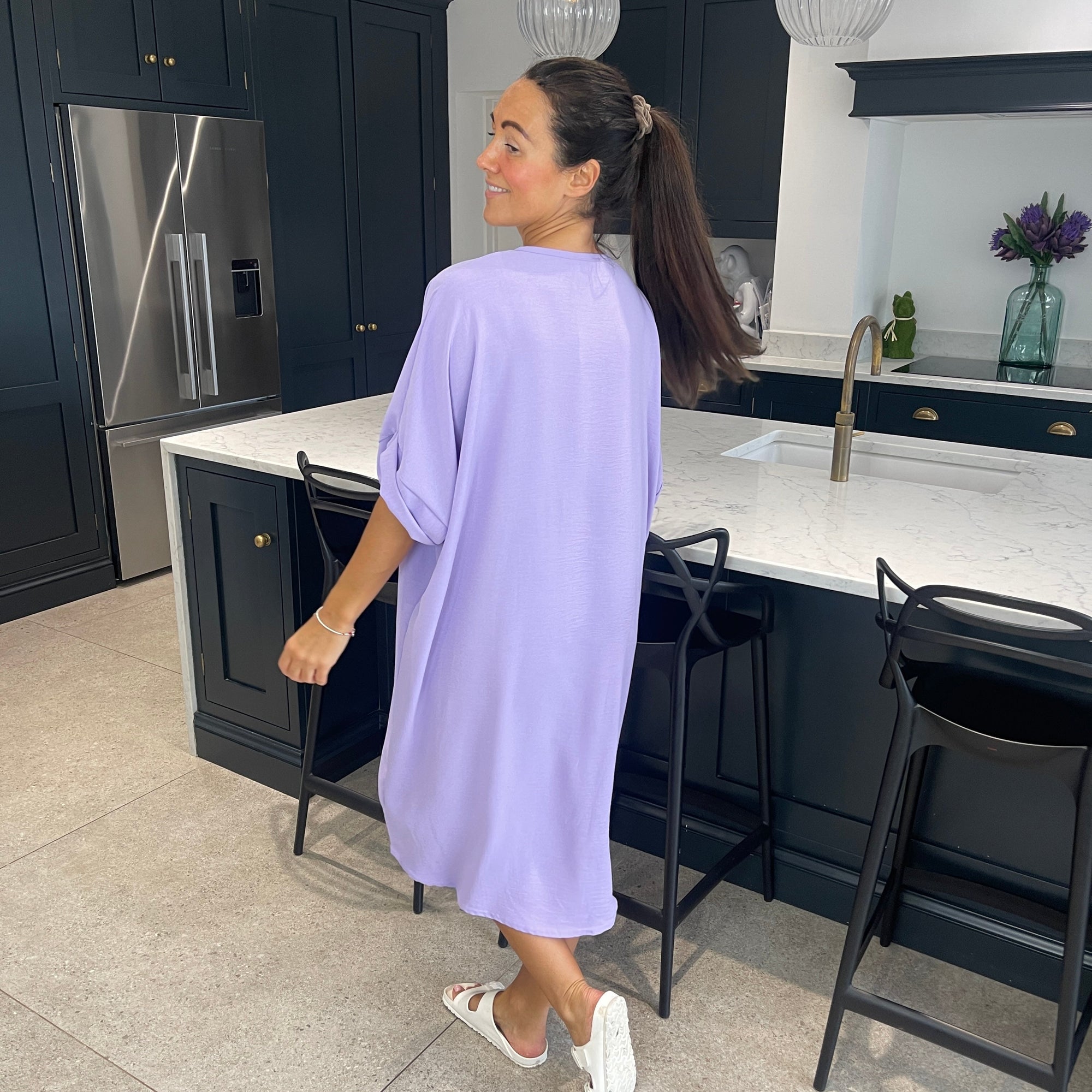 Robe Midi Détail Nœud Torsadé Manches Courtes-Belle Rose Fashion-Bellerose Fashion
