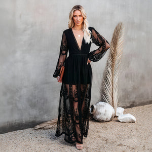 Robe Bohémienne Élégante avec Détails en Dentelle-dress-Marais Paris-Noir-S-Marais Paris