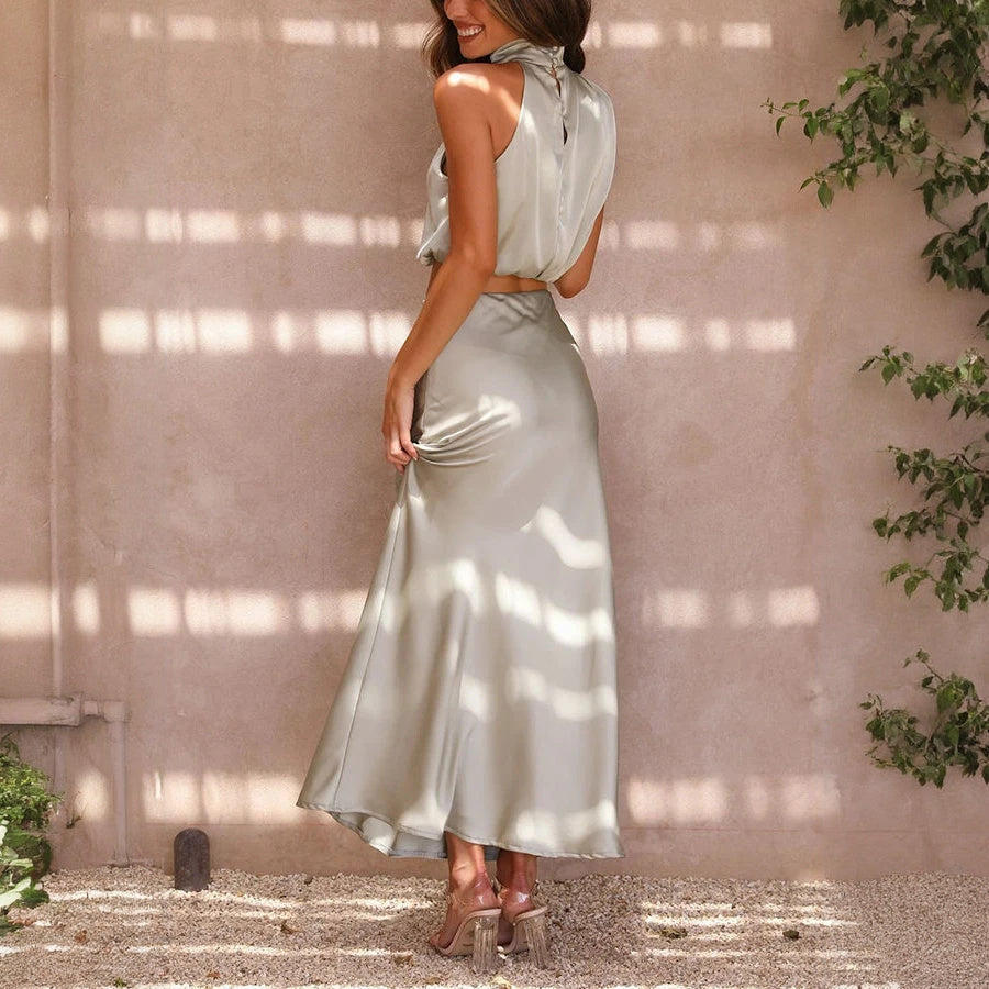 Robe Maxi Élégante à Encolure Halter pour Événements-Long set-Marais Paris-Marais Paris