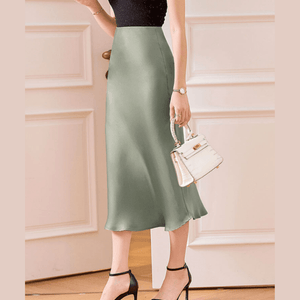 Marais Paris Jupe Midi Élégante en Satin - Fitted Waist, Flared Hemline-Women Skirt-Marais Paris-Vert-S-Marais Paris