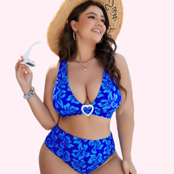 Maillot de bain tendance avec décolleté plongeant et taille haute-Bra’s-Marais Paris-Bleu-TS-Marais Paris