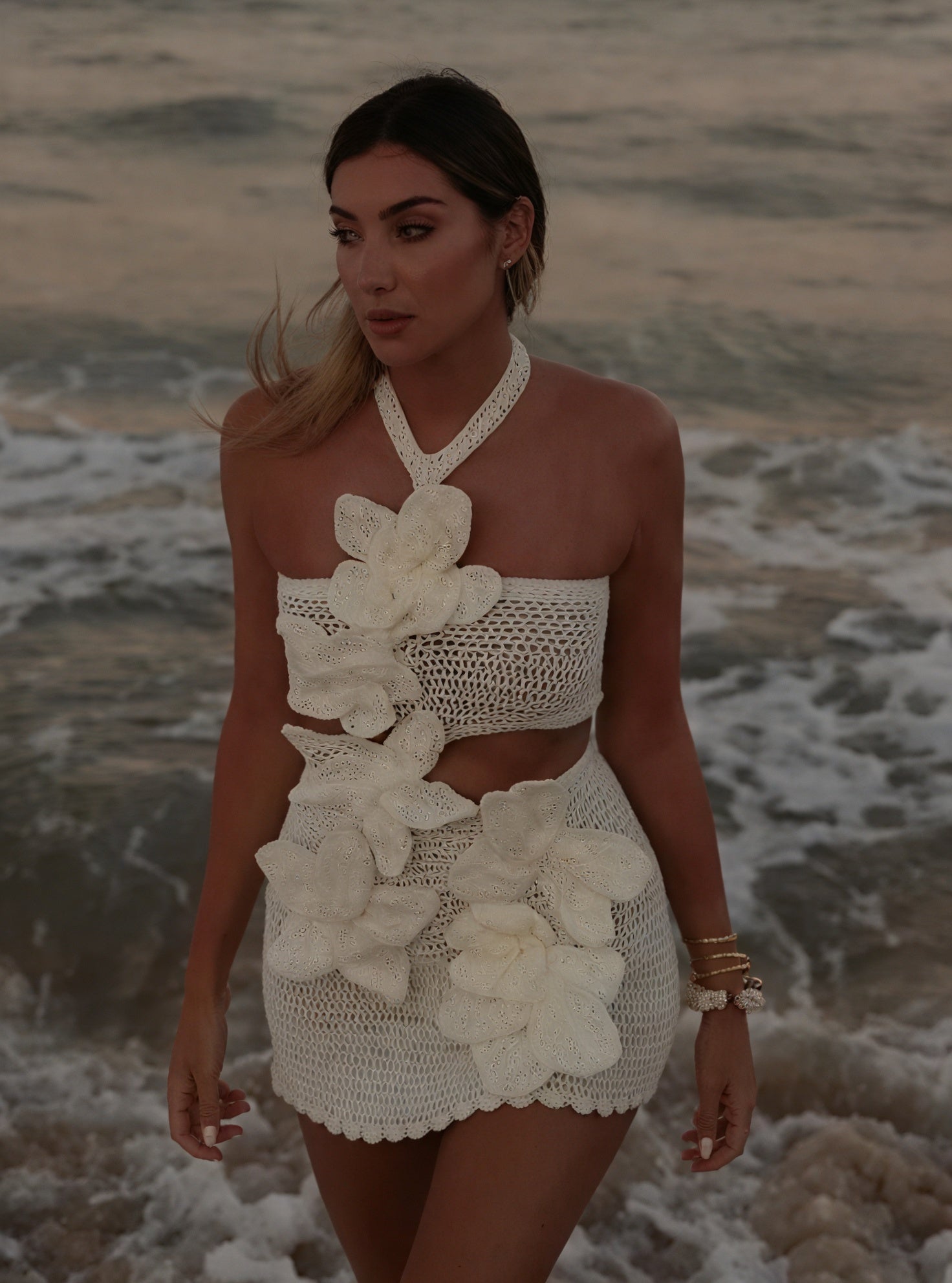 Robe Crochet Bohème Appliques Florales - Bandeau & Mini-Jupe-marbella vibes-Marais Paris-Marais Paris