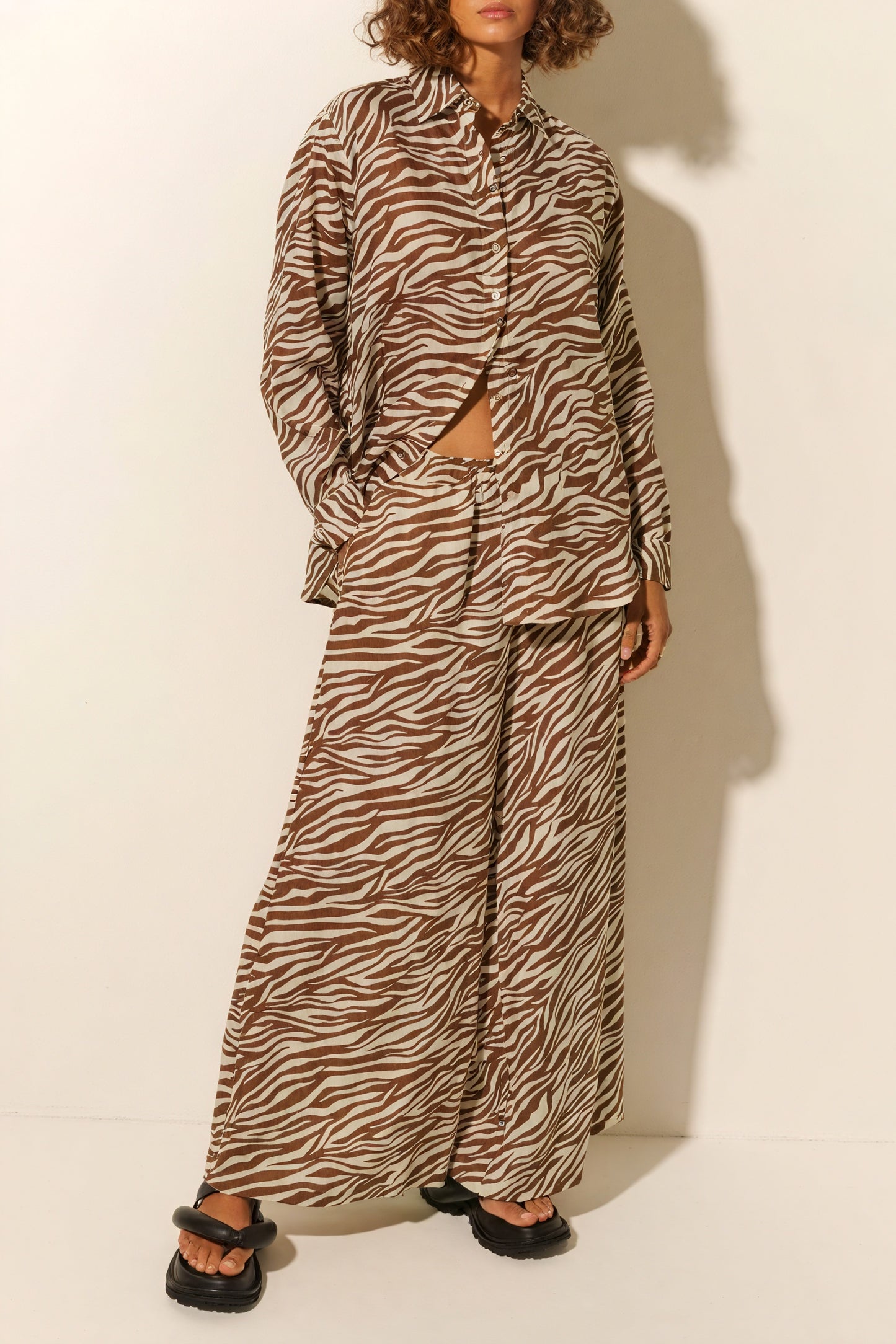 Ensemble Femme Zébré Bohème - Chemise Boutonnée & Pantalon Large-Sets-Marais Paris-Imprimé ZèBre-S-Marais Paris
