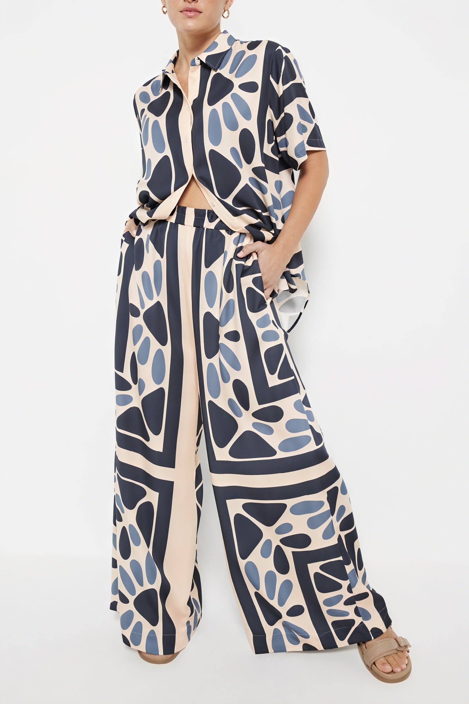 Chemise Boutonnée Femme - Manches Courtes, Motif Abstrait-Sets-Marais Paris-Marais Paris