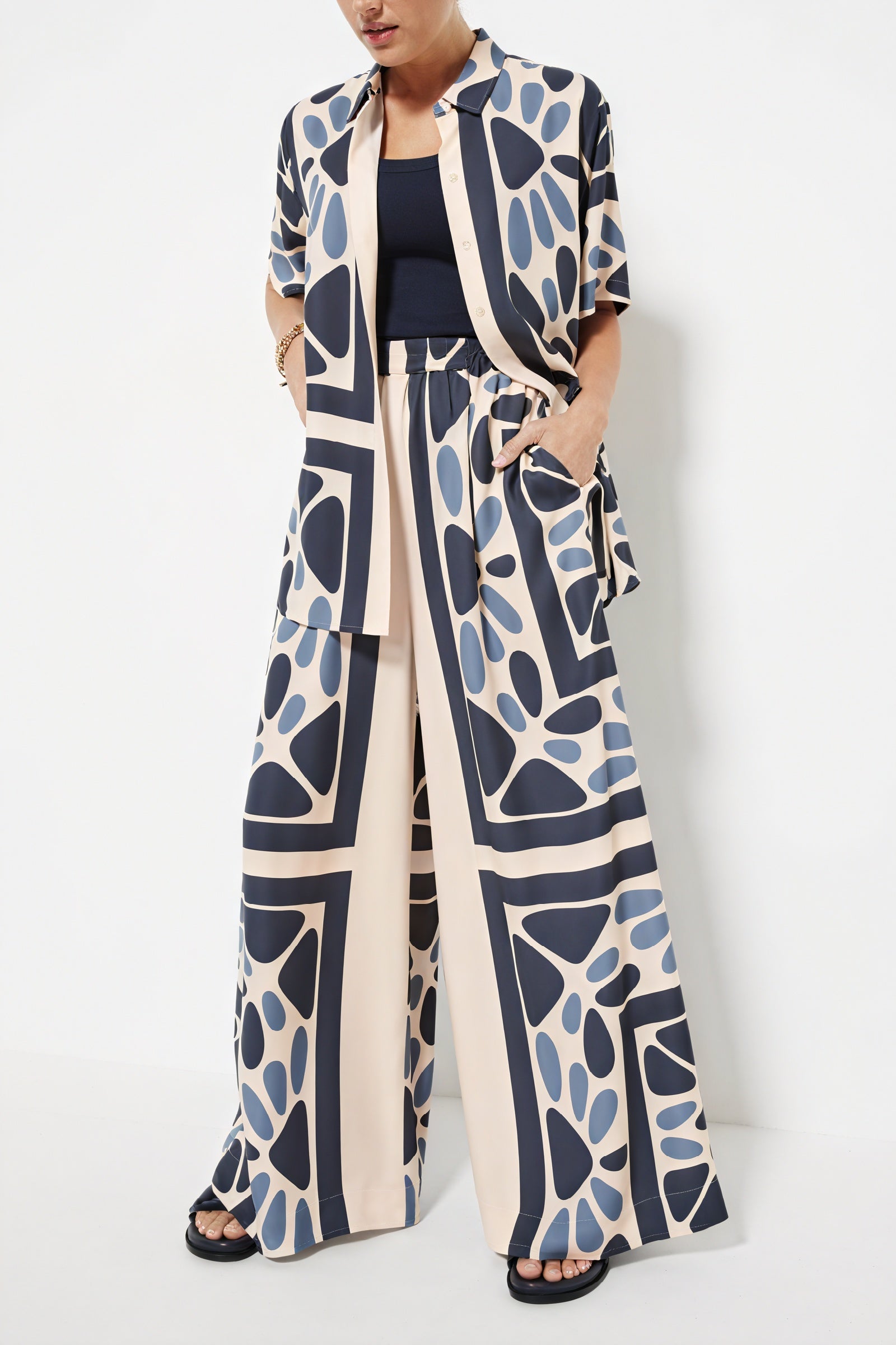 Chemise Boutonnée Femme - Manches Courtes, Motif Abstrait-Sets-Marais Paris-Marais Paris