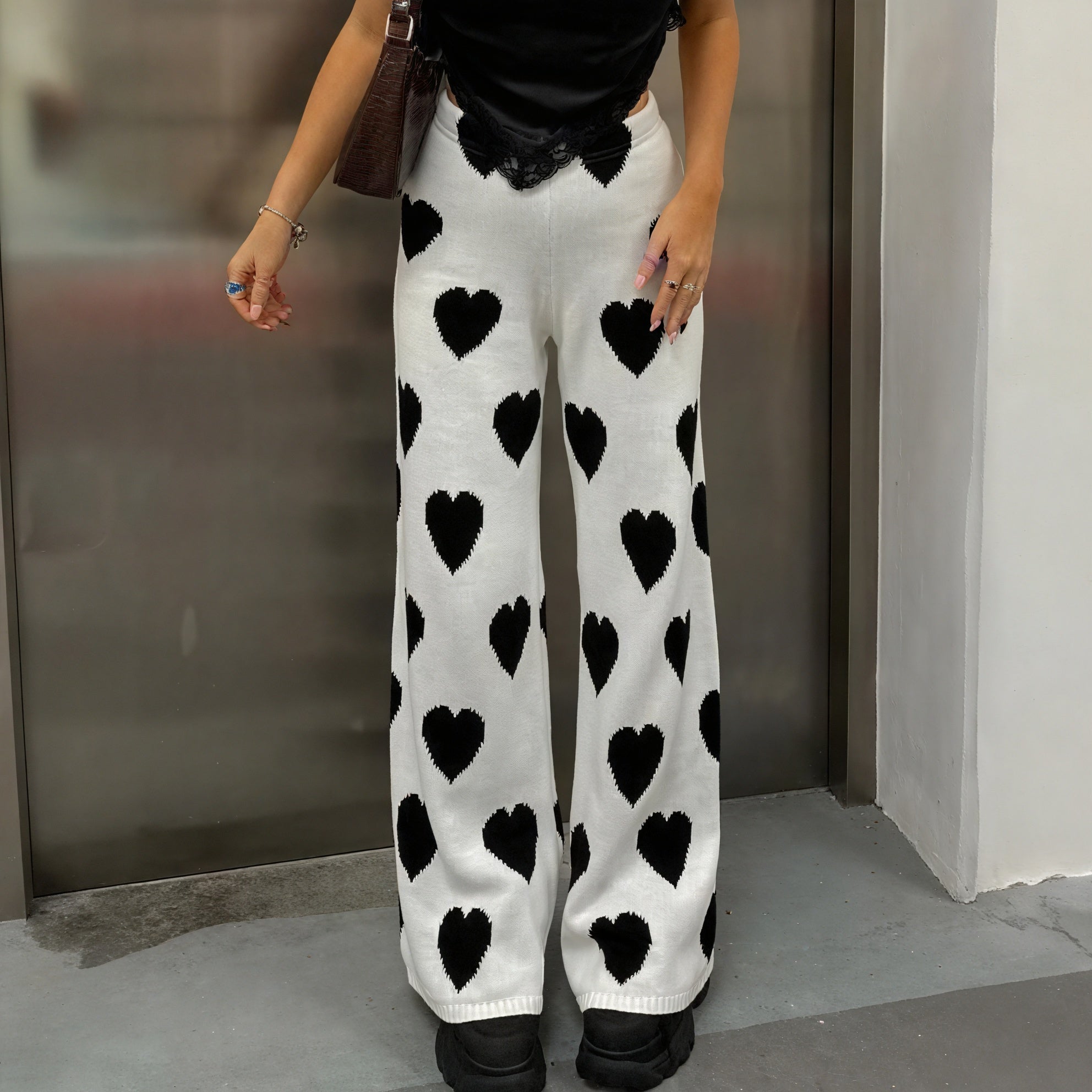 Pantalon Tricot Femme Motif Cœur Jambes Larges Taille Haute-Pants-Marais Paris-Noir-S-Marais Paris