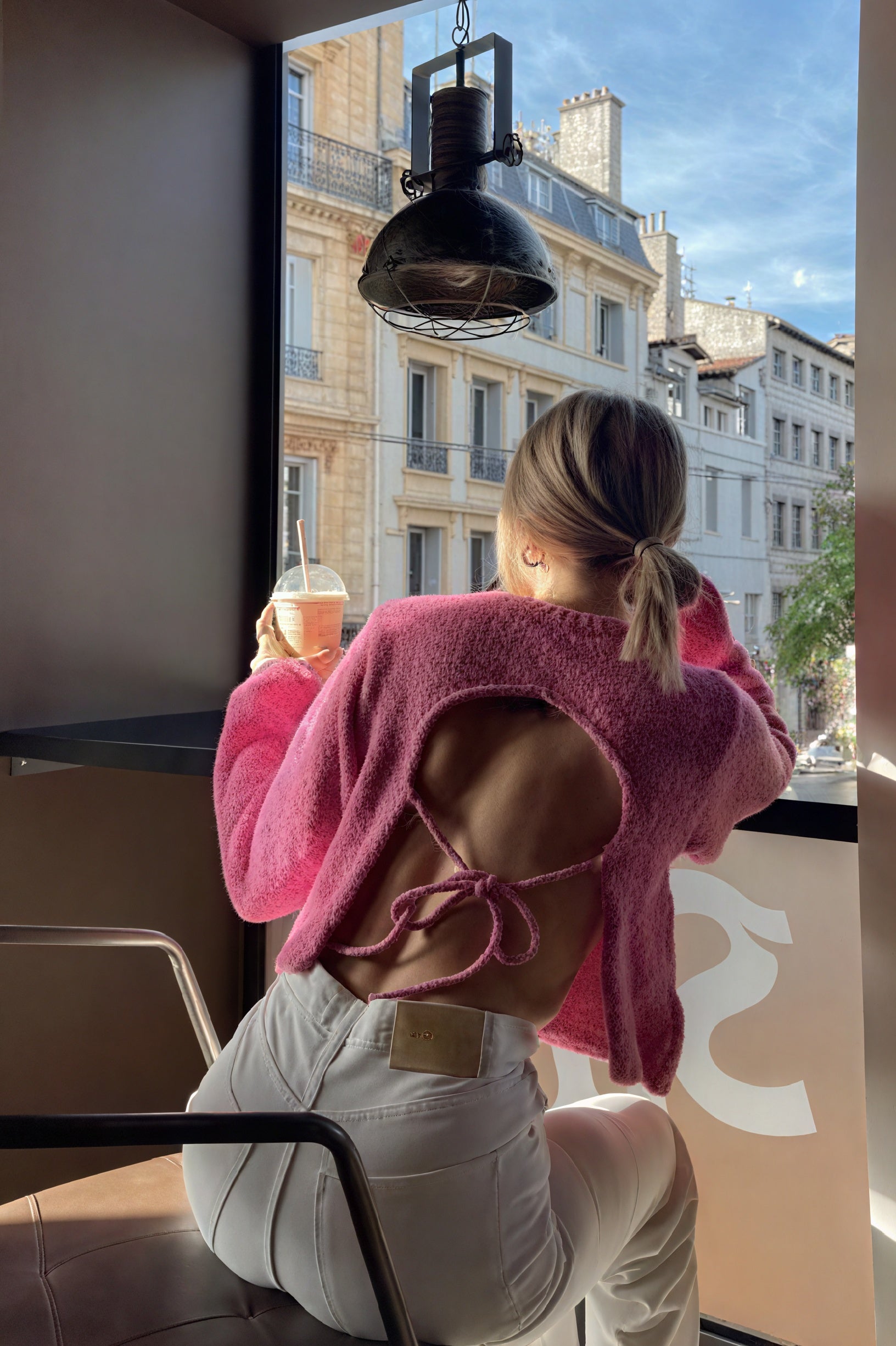 Pull Femme Texturé Manches Évasées Coupe Moderne-Sweaters-Marais Paris-Marais Paris