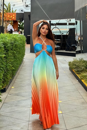 Robe Maxi Plissée Halter Dégradée - Élégante et Moderne-Dresses-Marais Paris-Bleu-S-Marais Paris