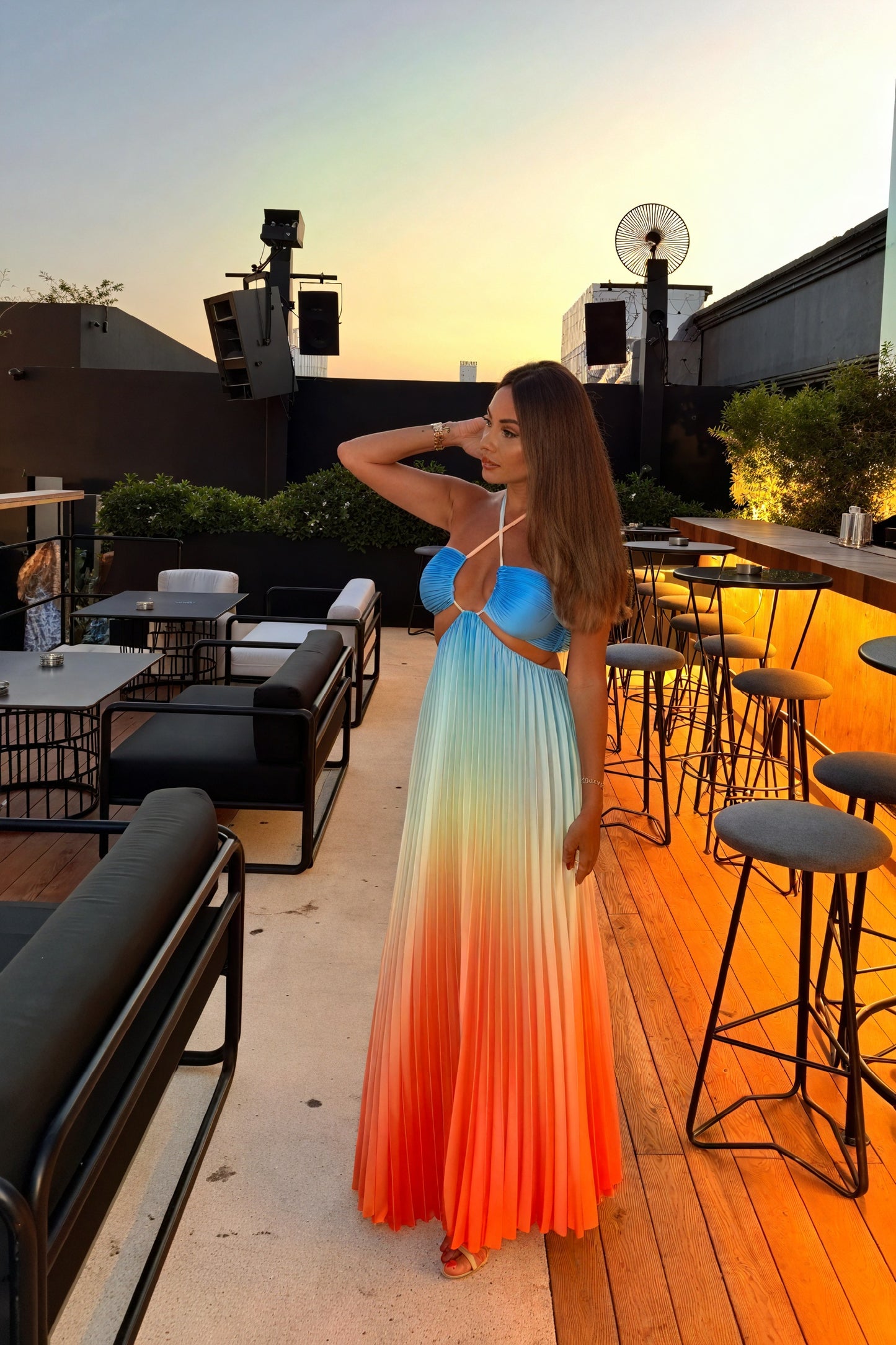 Robe Maxi Plissée Halter Dégradée - Élégante et Moderne-Dresses-Marais Paris-Marais Paris