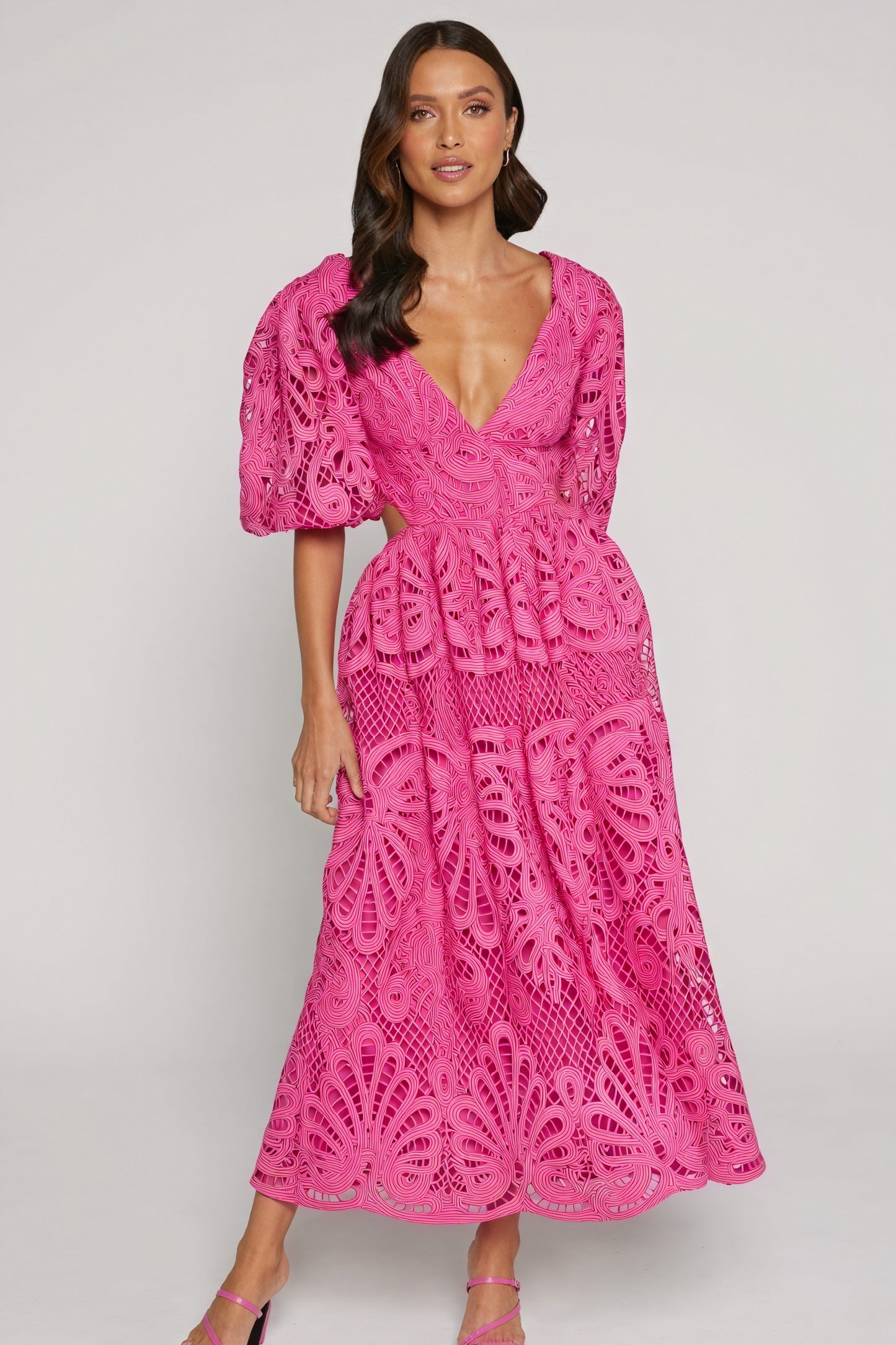 Robe Midi Festonnée - Design Ajouré, Coupe Élégante-Dresses-Marais Paris-Rose-S-Marais Paris