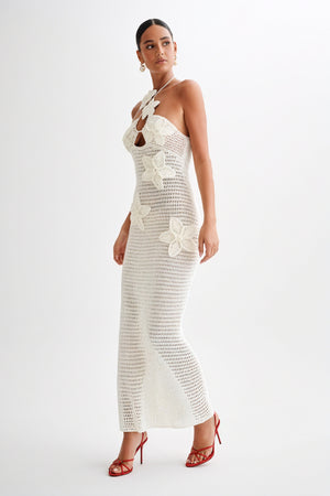Robe Longue Bohème Florale Crochetée - Halter, Appliqués Floraux-Dresses-Marais Paris-Marais Paris