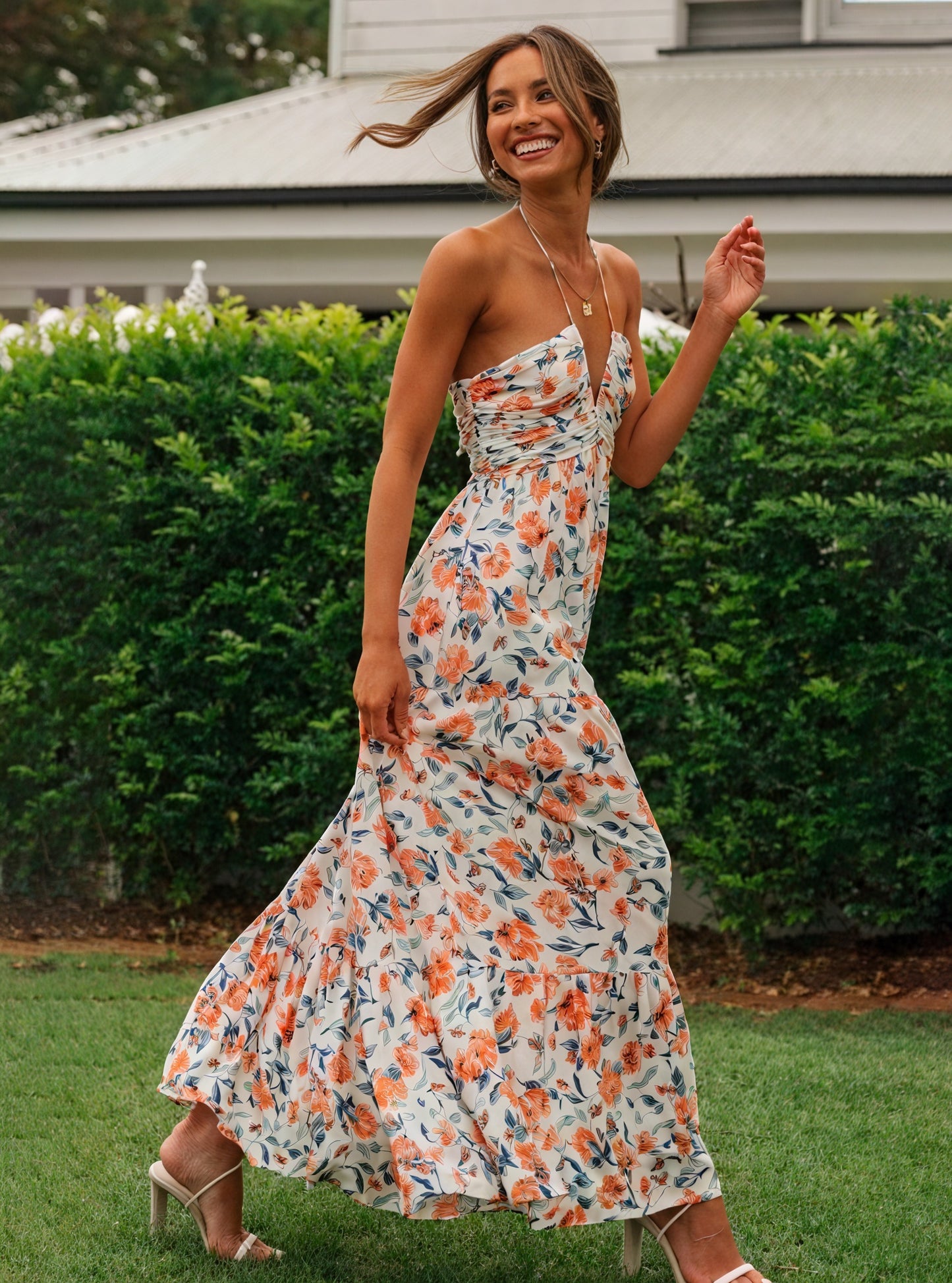 Robe Maxi Bohème Chic Imprimé Floral, Halterneck, Jupe à Volants-Dresses-Marais Paris-Marais Paris