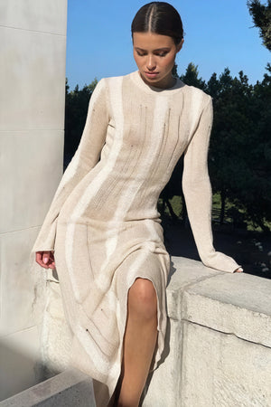 Robe Longue Femme – Maille Côtelée, Détails Perforés, Coupe Fluide-Dresses-Marais Paris-Marais Paris
