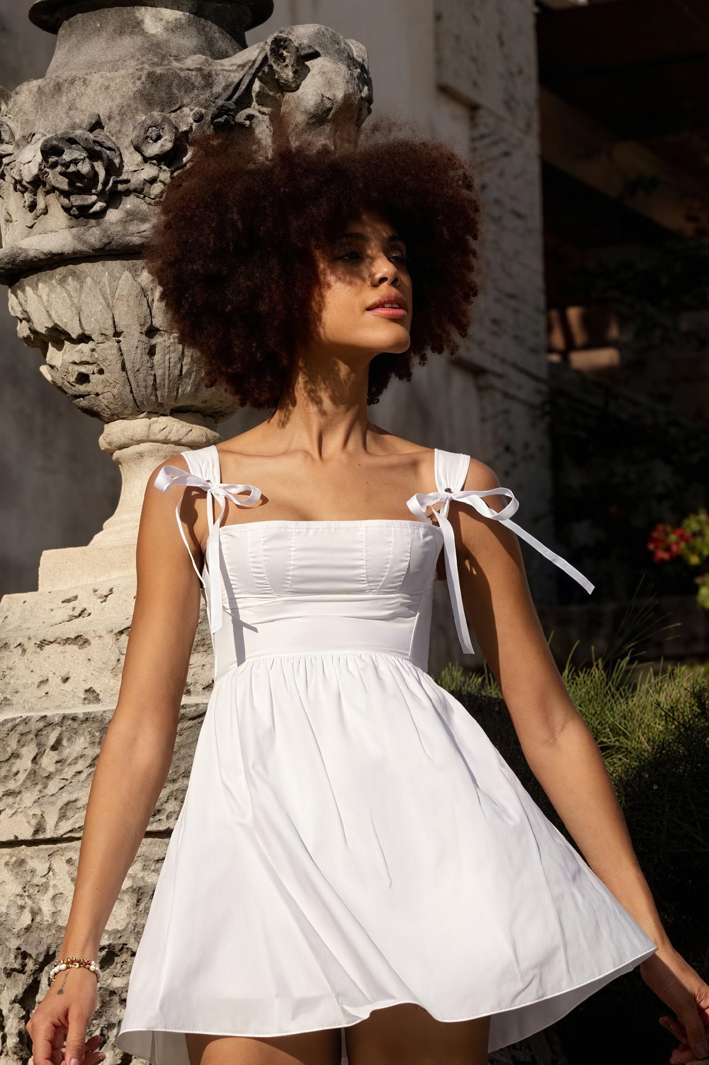 Mini Robe Bretelles Nœuds, Coupe Évasée, Décolleté Carré-Dresses-Marais Paris-Marais Paris