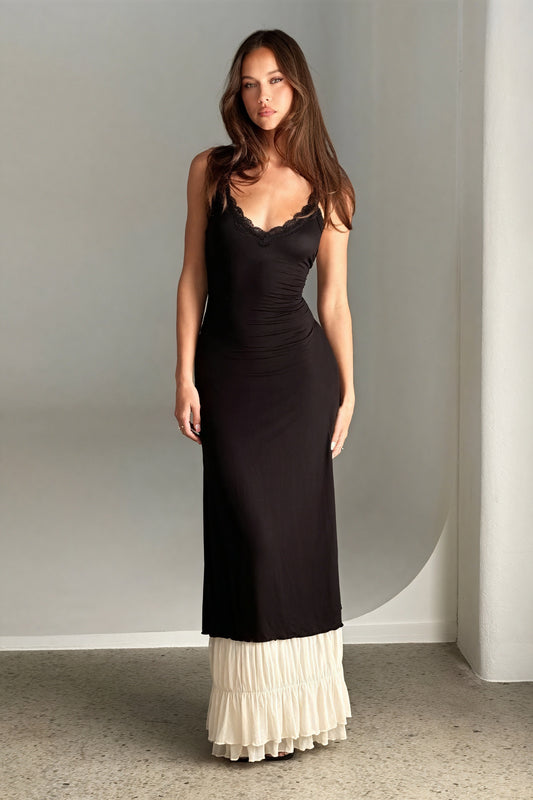 Robe Maxi Élégante - Bretelles Spaghetti, Jupe Volantée-Dresses-Marais Paris-Noir-S-Marais Paris