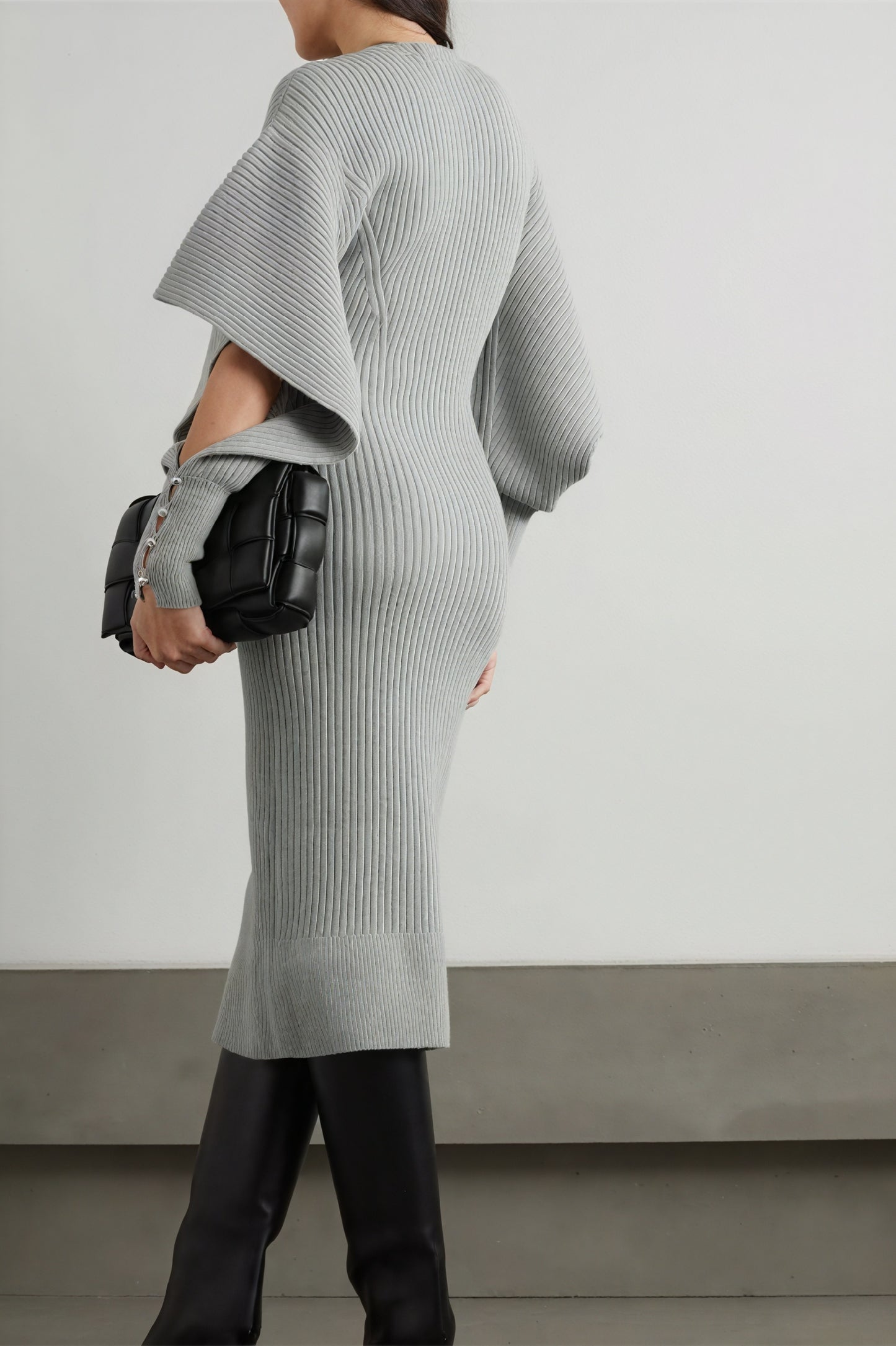 Robe Midi Côtelée Femme - Manches Cape, Coupe Ajustée-Dresses-Marais Paris-Marais Paris