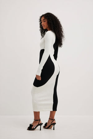 Robe Midi Femme Asymétrique Bicolore - Coupe Ajustée, Manches Longues-Dresses-Marais Paris-Marais Paris