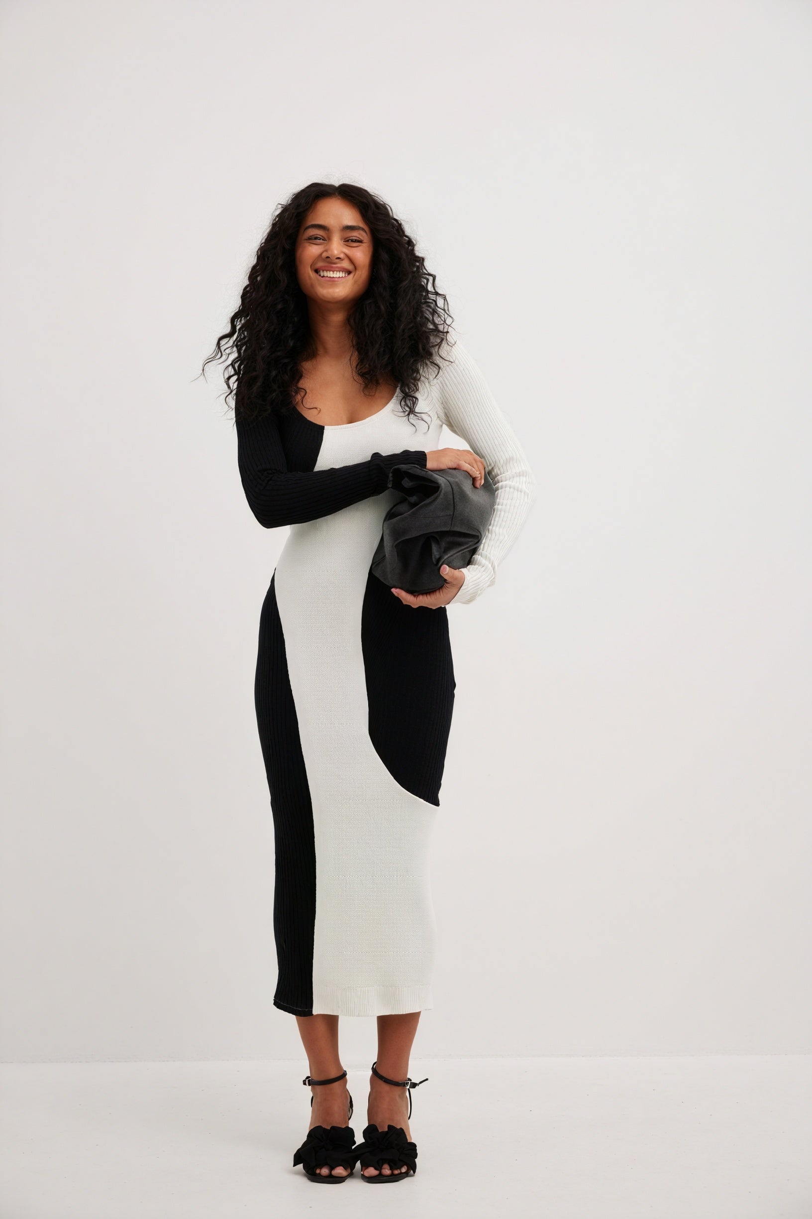Robe Midi Femme Asymétrique Bicolore - Coupe Ajustée, Manches Longues-Dresses-Marais Paris-Marais Paris