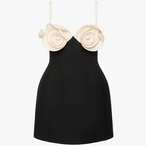 Robe Sculpturale Élégante - Coupe Ajustée, Détails Floraux-Dresses-Marais Paris-Marais Paris