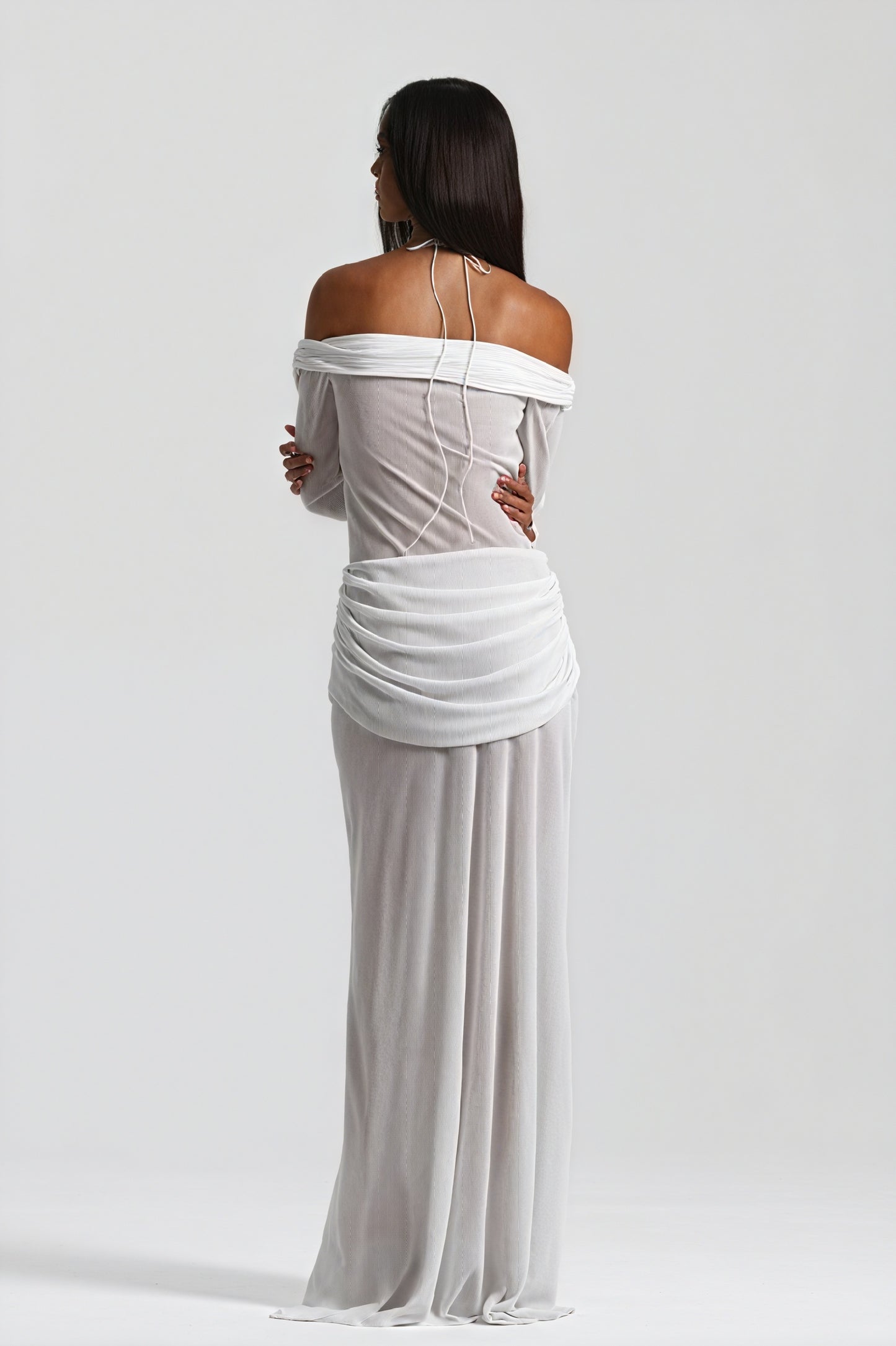 Robe Longue Épaules Nues Nœud Découpé Soirée Élégante-Maxi Dresses-Marais Paris-Marais Paris